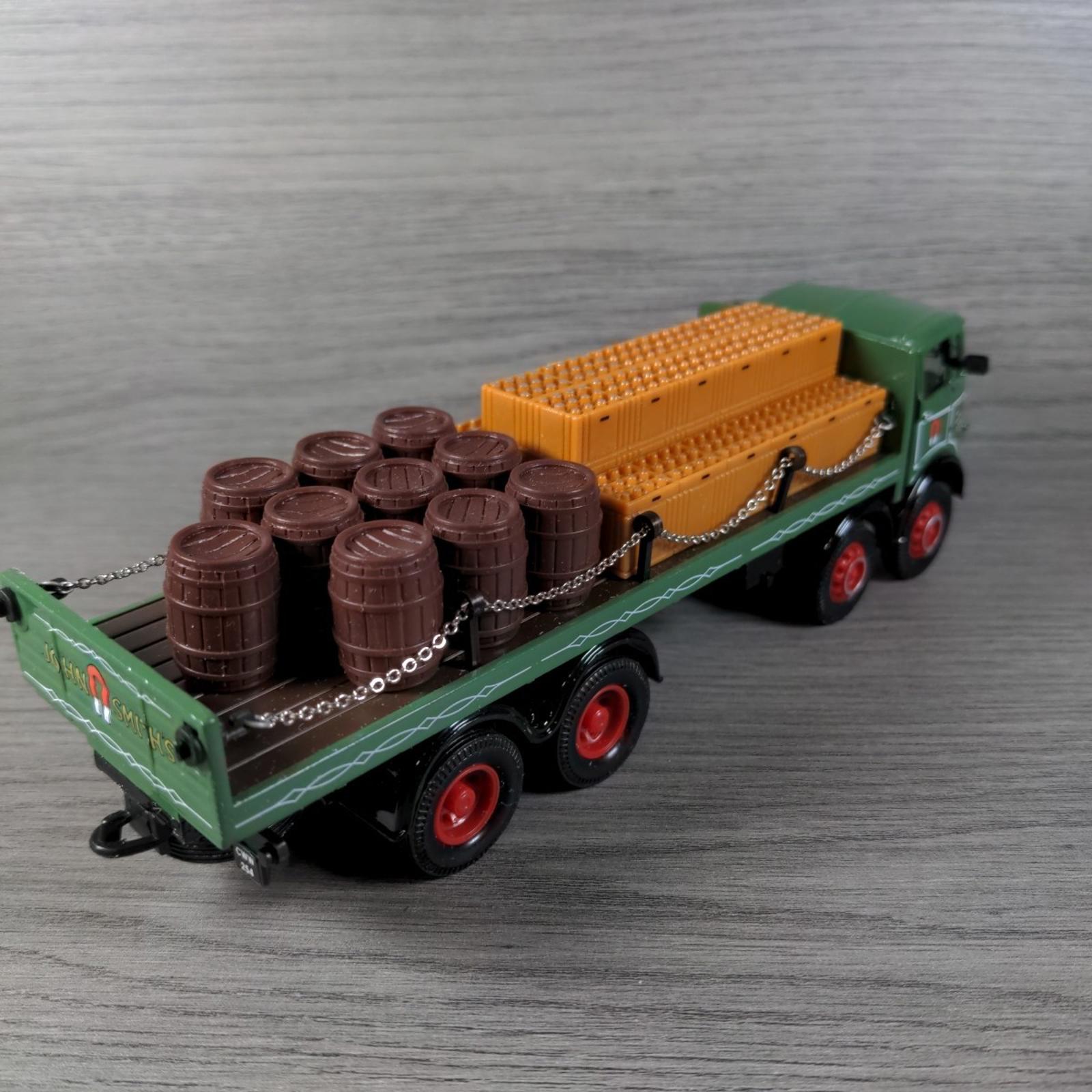 Classic Corgi The Brewery Collection 09801 ERF Delivery Truck Set Die-Cast Model