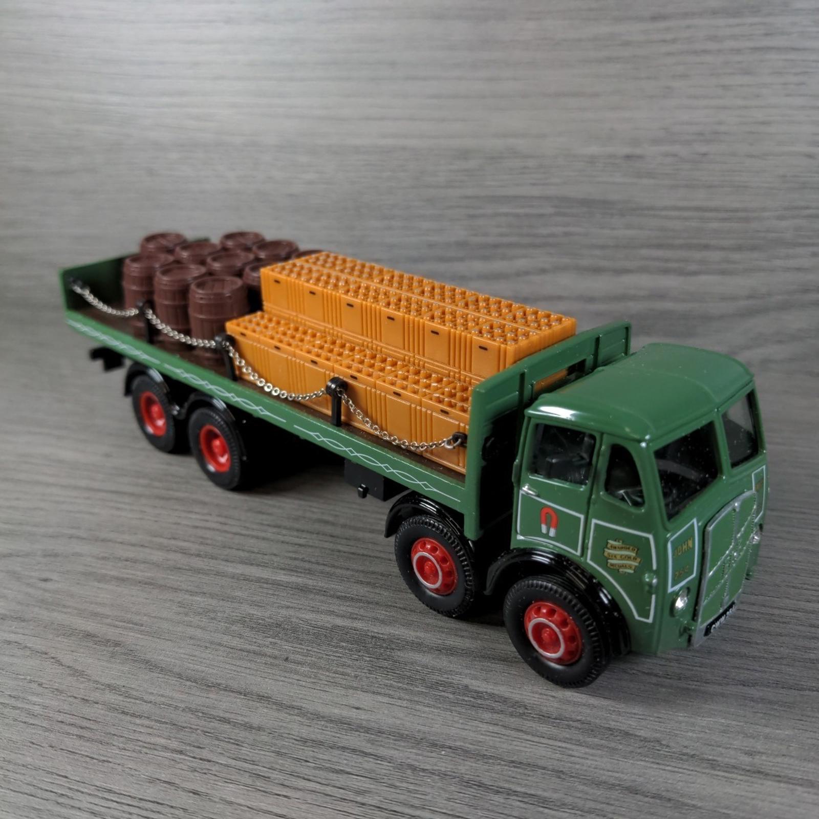 Classic Corgi The Brewery Collection 09801 ERF Delivery Truck Set Die-Cast Model