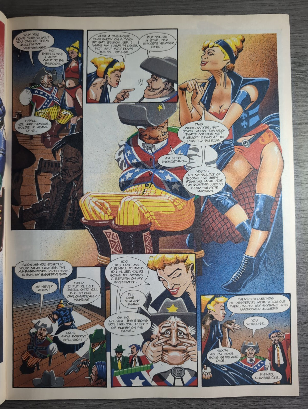 2000AD Comic Featuring Judge Dredd  Prog 819 23rd Jan 1993 Vintage Retro Comics