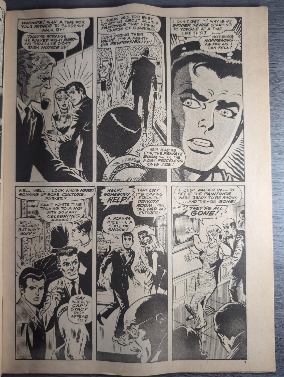 Spider-Man Comics Weekly No 99 Marvel Comics UK 4th January 1975 Vintage Comic