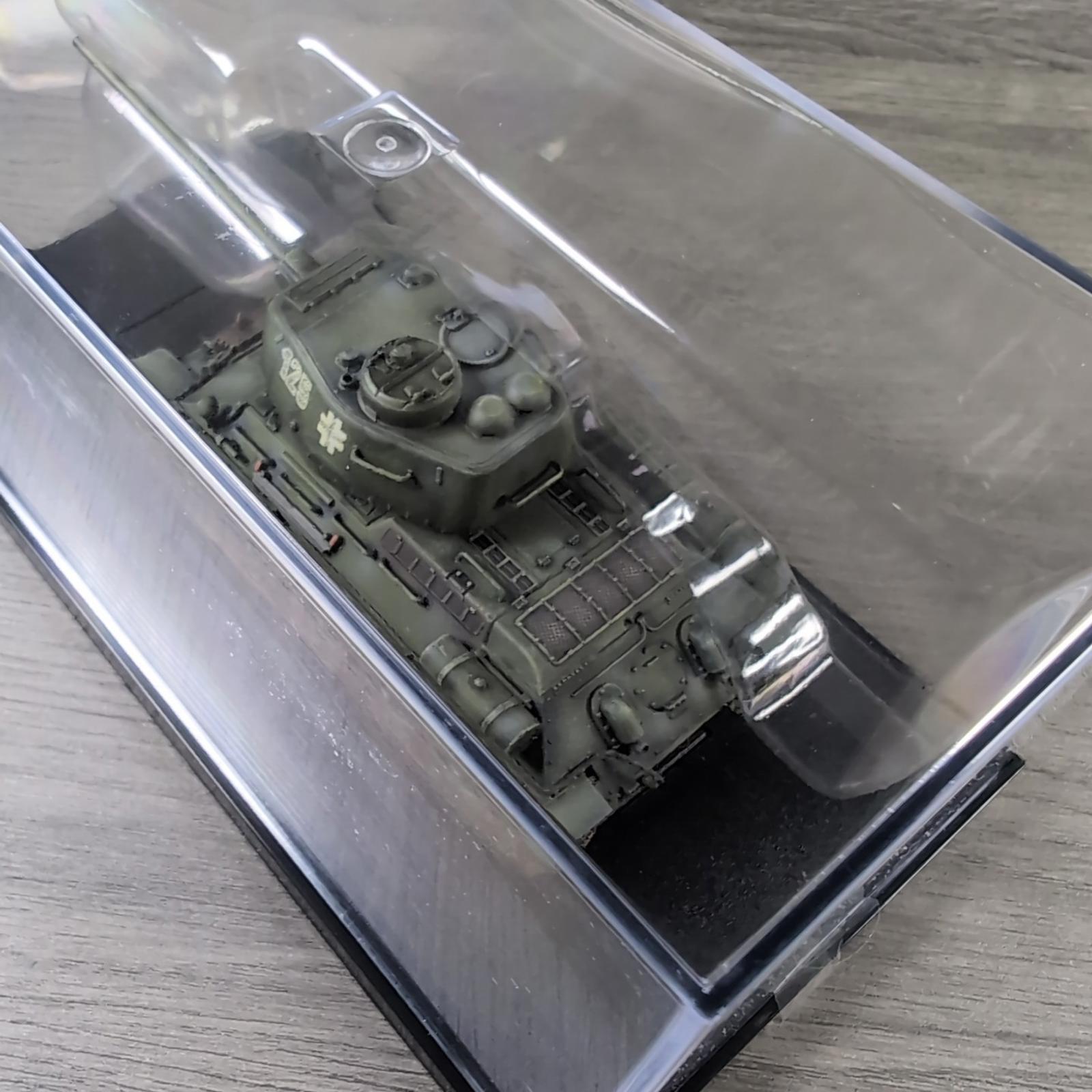 Dragon Armor T34/85 MOD 1944 German Army Poland 1944 1:72 Scale Model