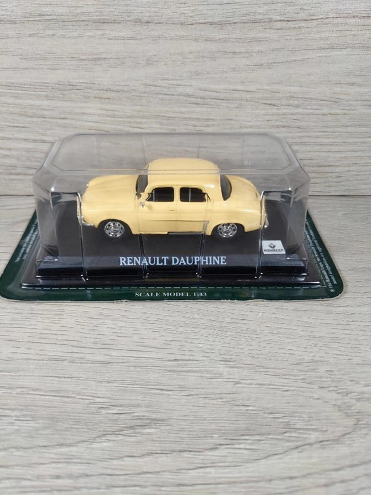 Del Prado Ultimate Car Collection Renault Dauphine 1:43 Diecast Scale Model