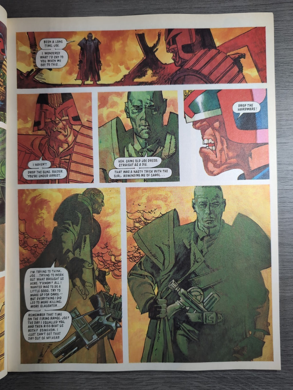 2000AD Prog 814 Featuring Judge Dredd Comic 19th Dec 1992 Vintage Retro Comic