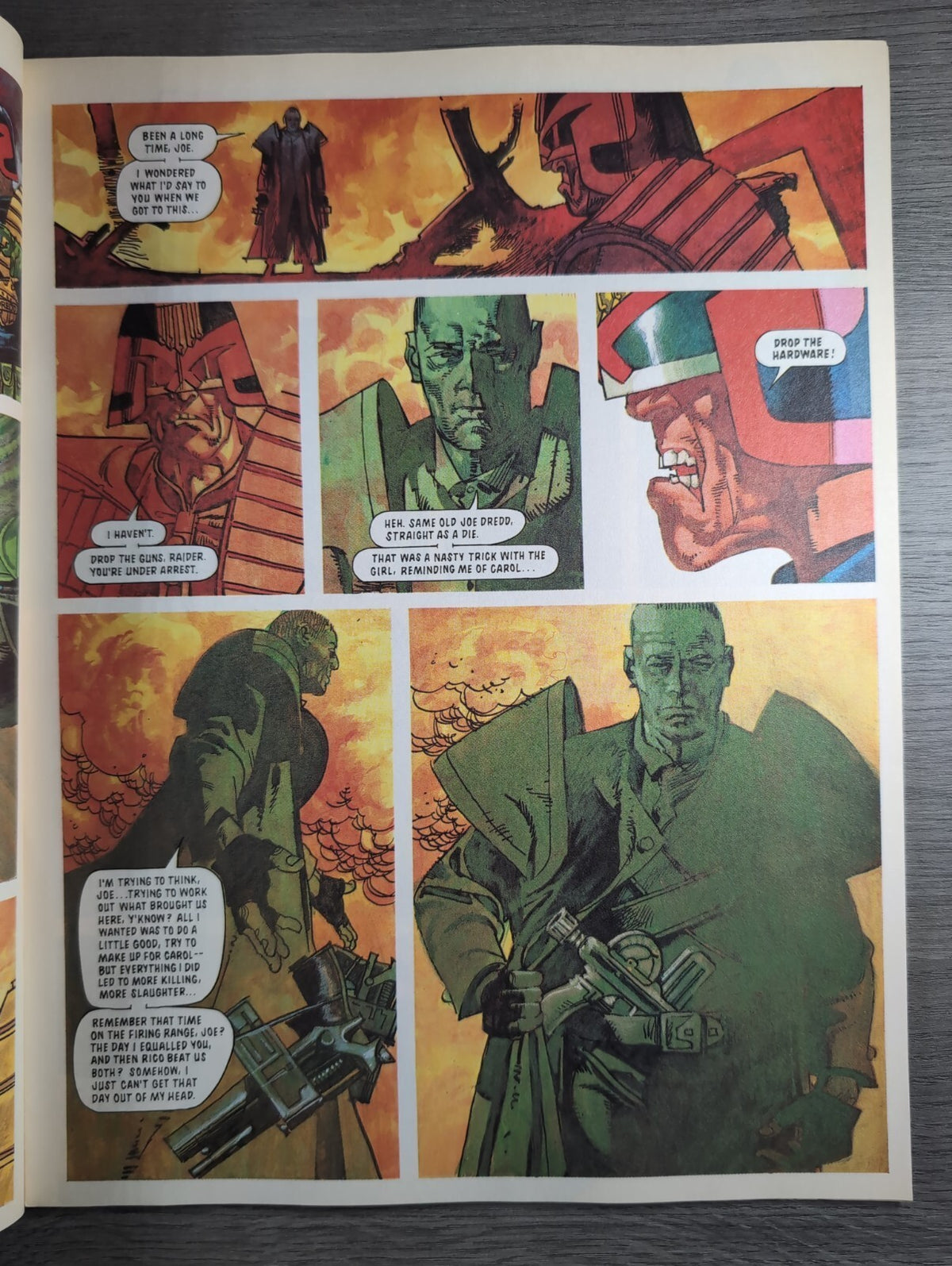 2000AD Prog 814 Featuring Judge Dredd Comic 19th Dec 1992 Vintage Retro Comic