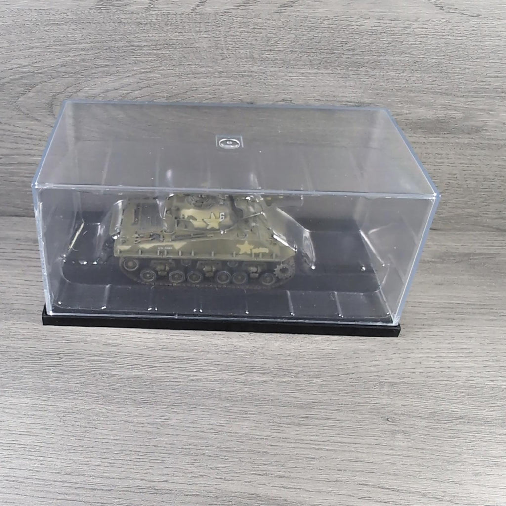 Dragon Armor M4A3 105mm HVSS 713th Tank Battalion Okinawa 1945 1:72 Scale Model