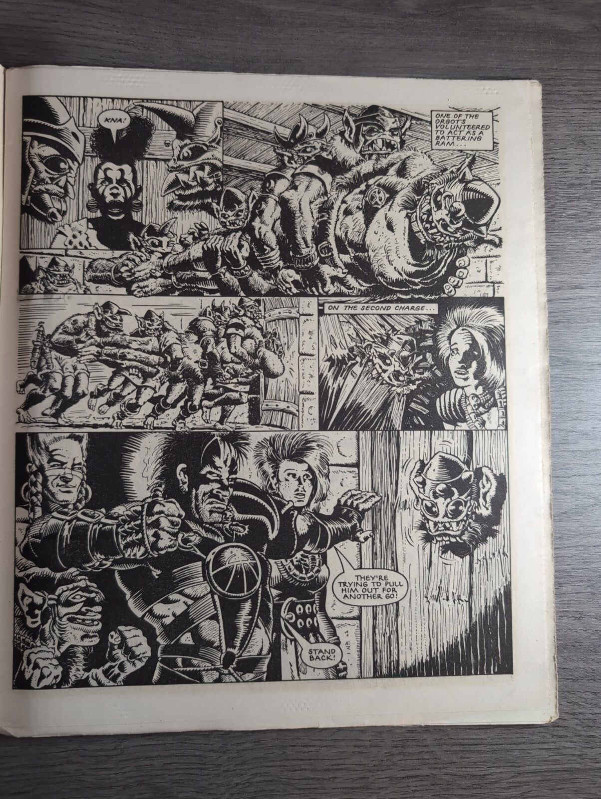 2000AD Prog 449 Featuring Judge Dread Comic 21st Dec 1985 Vintage Retro Comic