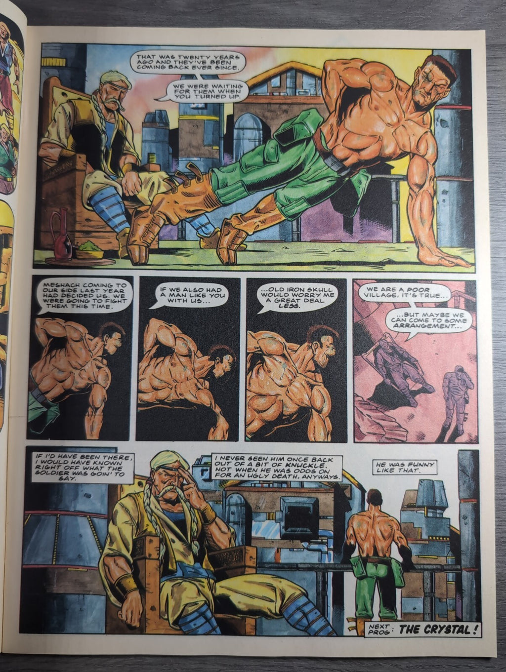 2000AD Prog 674 Featuring Judge Dredd Comic 14th April 1990 Vintage Retro Comic