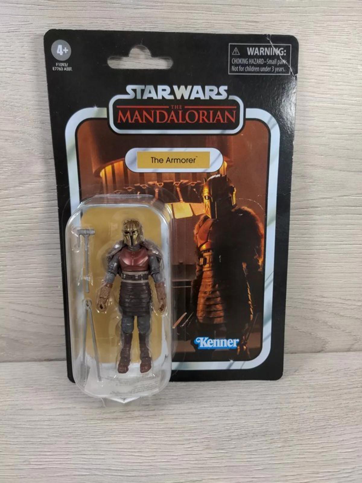 Kenner Star Wars The Mandalorian The Armorer Figure VC 179 Sealed Blister Pack