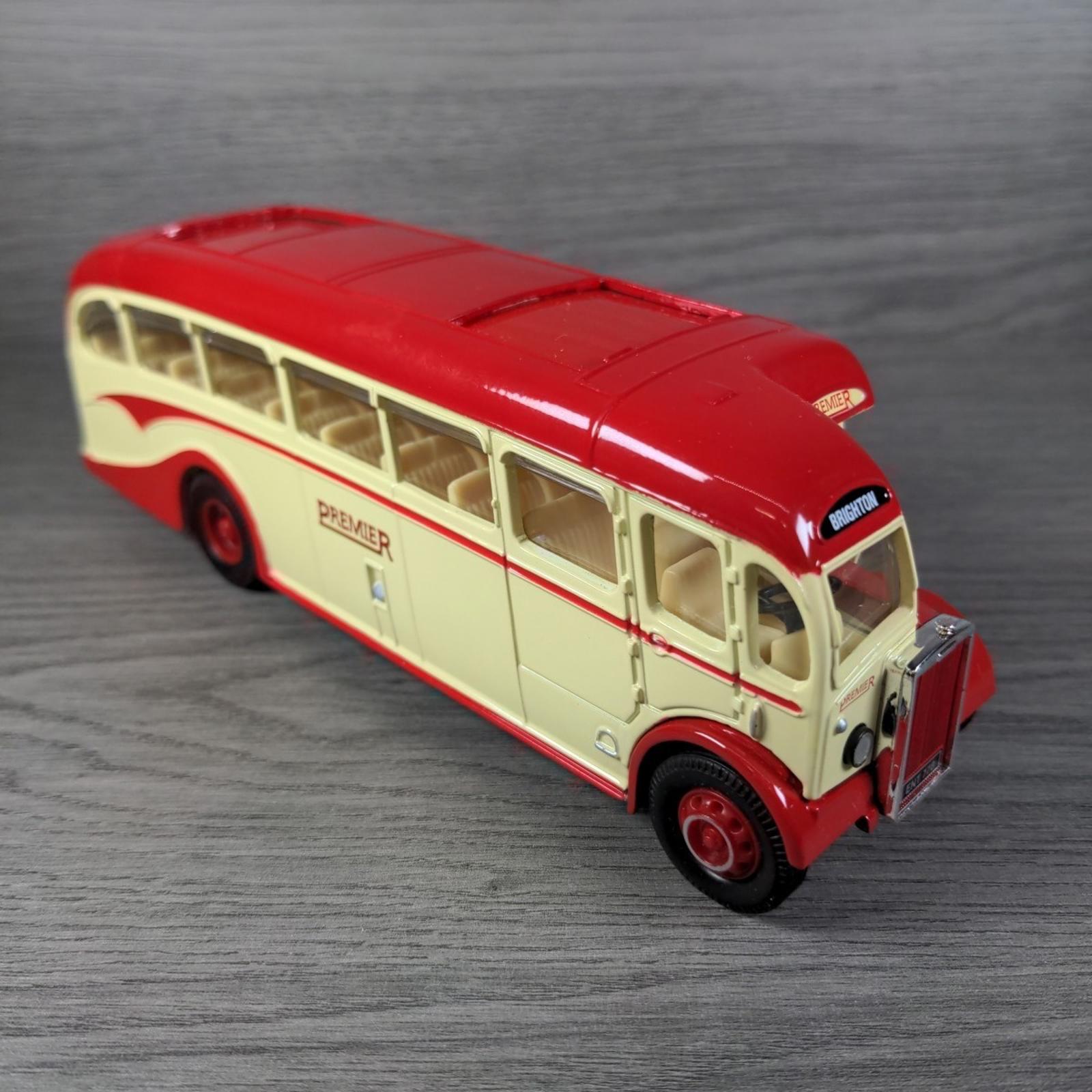 Corgi Cassic Commercials Bedford OB 97079  Leyland Tiger 70th Anniversary Set