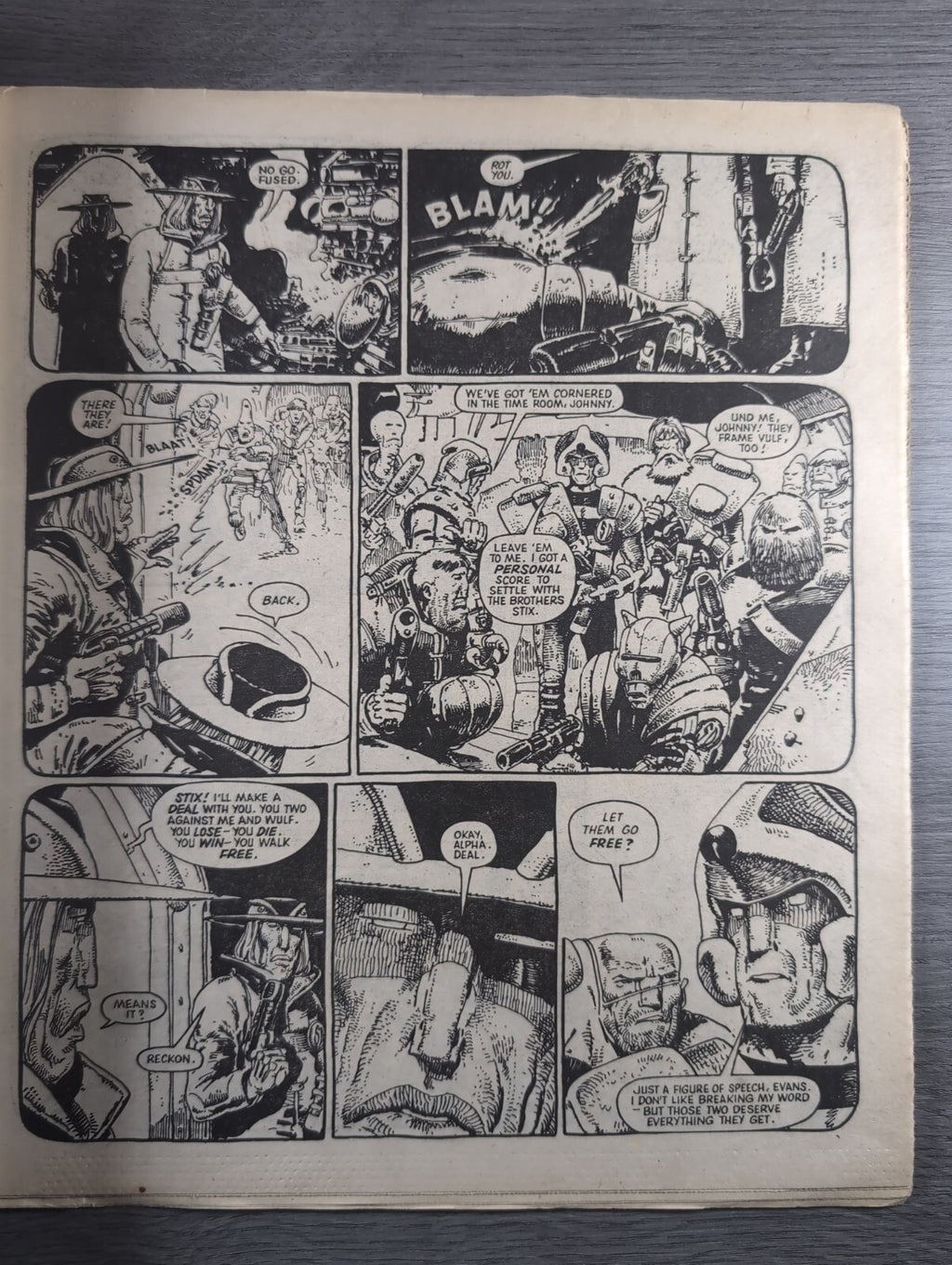 2000AD Prog 385 Featuring Judge Dredd Comic 29th Sept 1984 Vintage Retro Comic