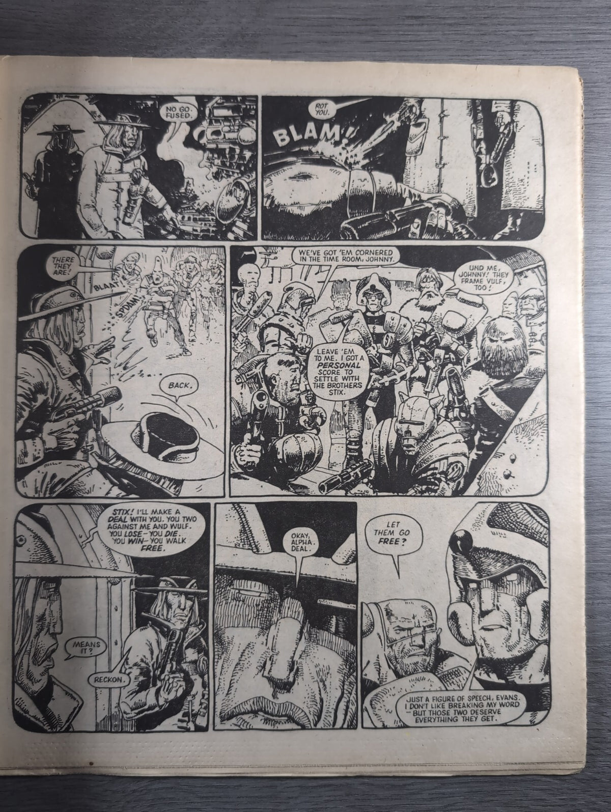 2000AD Prog 385 Featuring Judge Dredd Comic 29th Sept 1984 Vintage Retro Comic