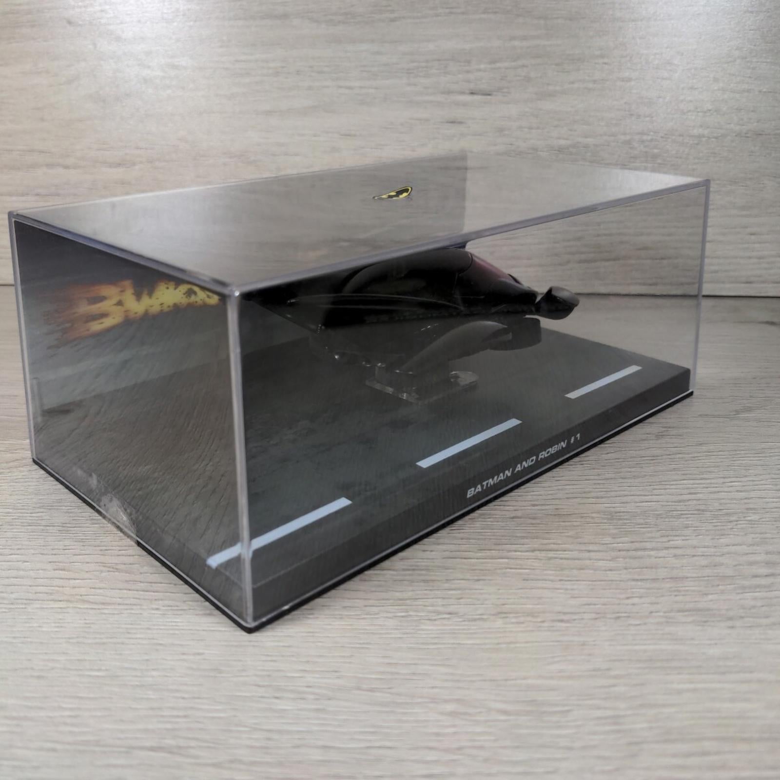 Eaglemoss Batman Automobilia Issue No 15 Batman & Robin #1  DC Comics