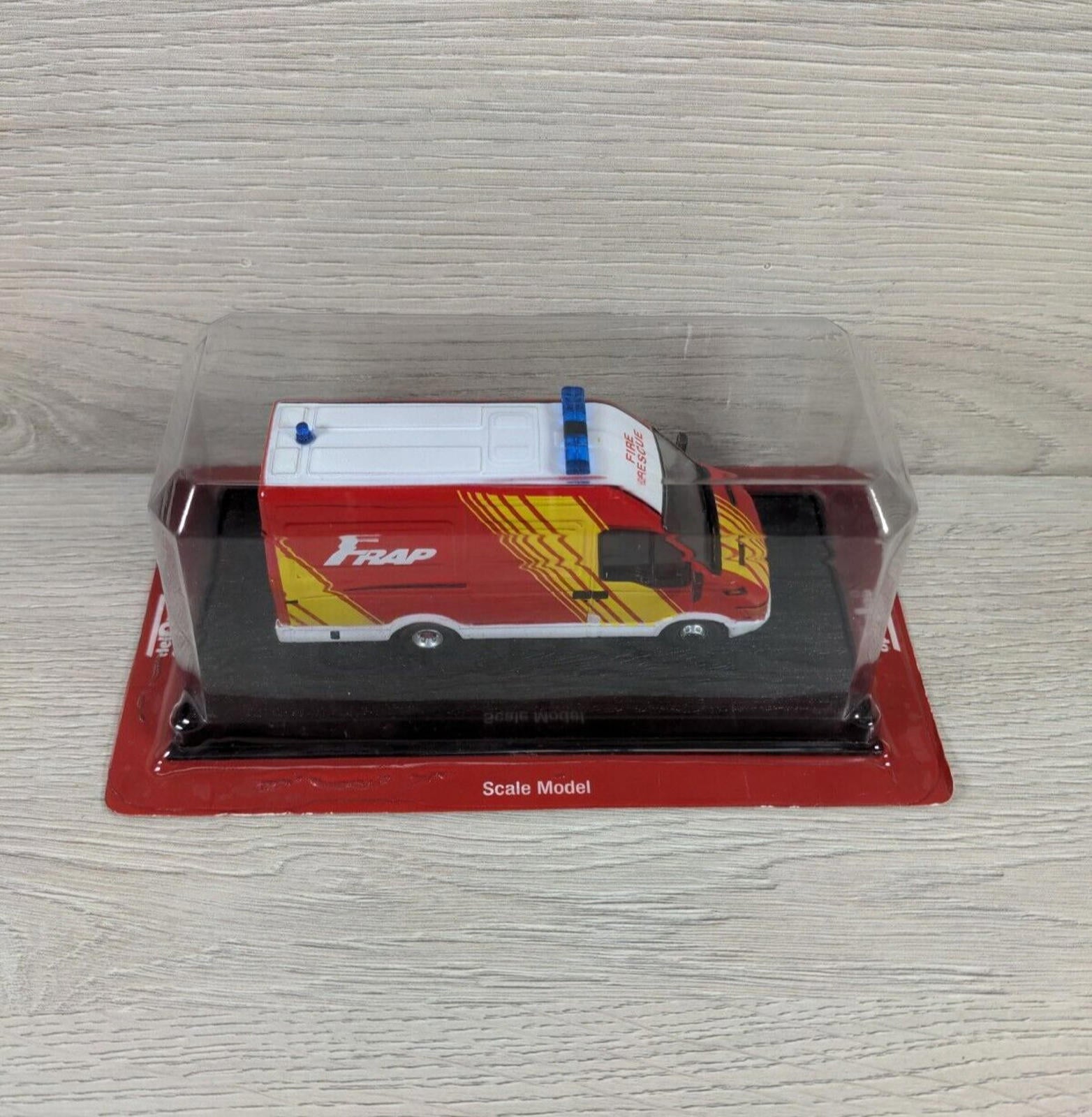 Del Prado Fire Engines of the World 1:57 2005 FRAP Iveco Magirus Model Sealed