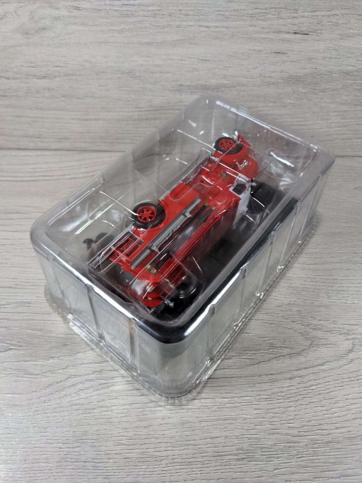 Del Prado Fire Engines of the World 1953 Pumper International 1:57 Scale Model