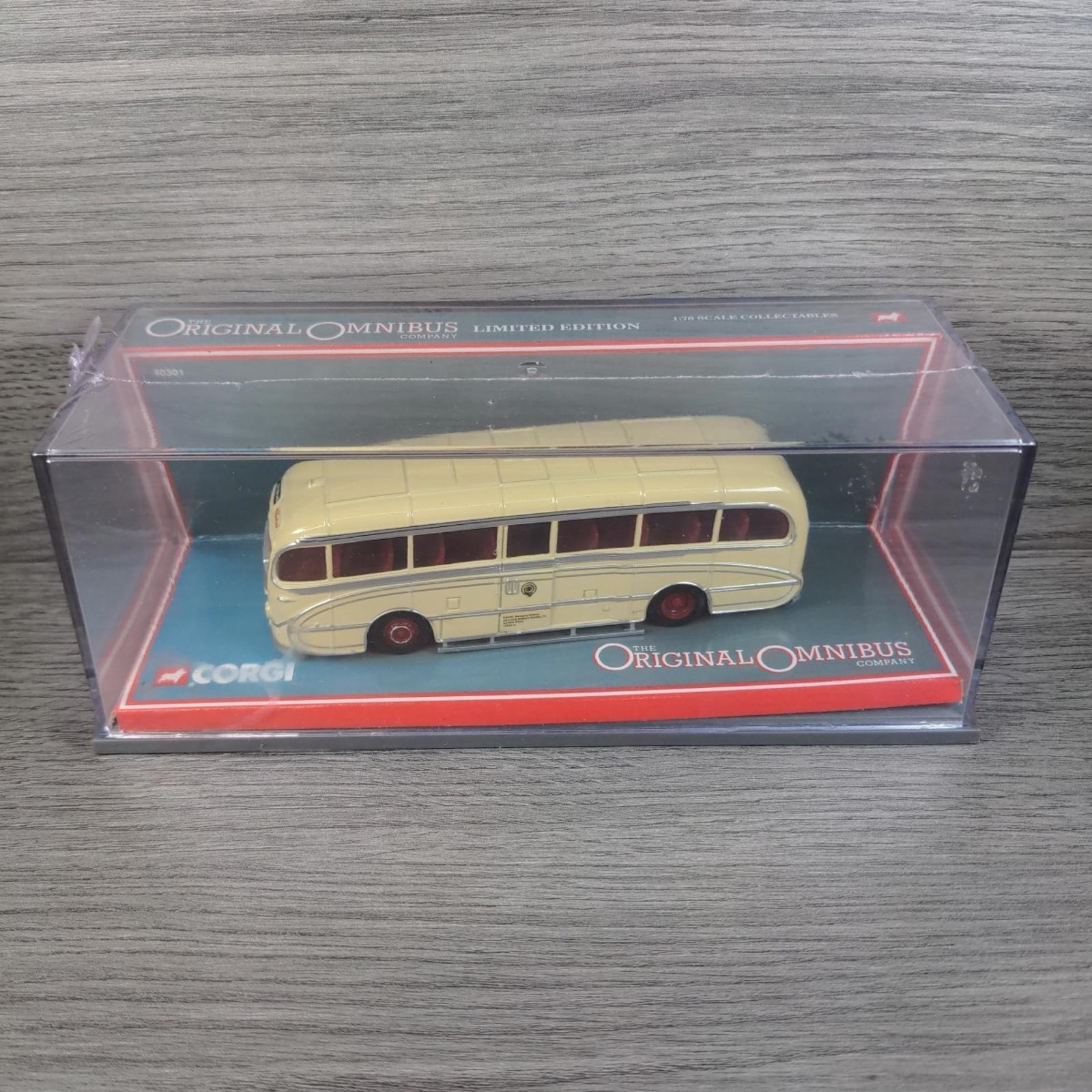 Corgi The Original Omnibus Company 40301 Burlingham Seagull Die-Cast Model