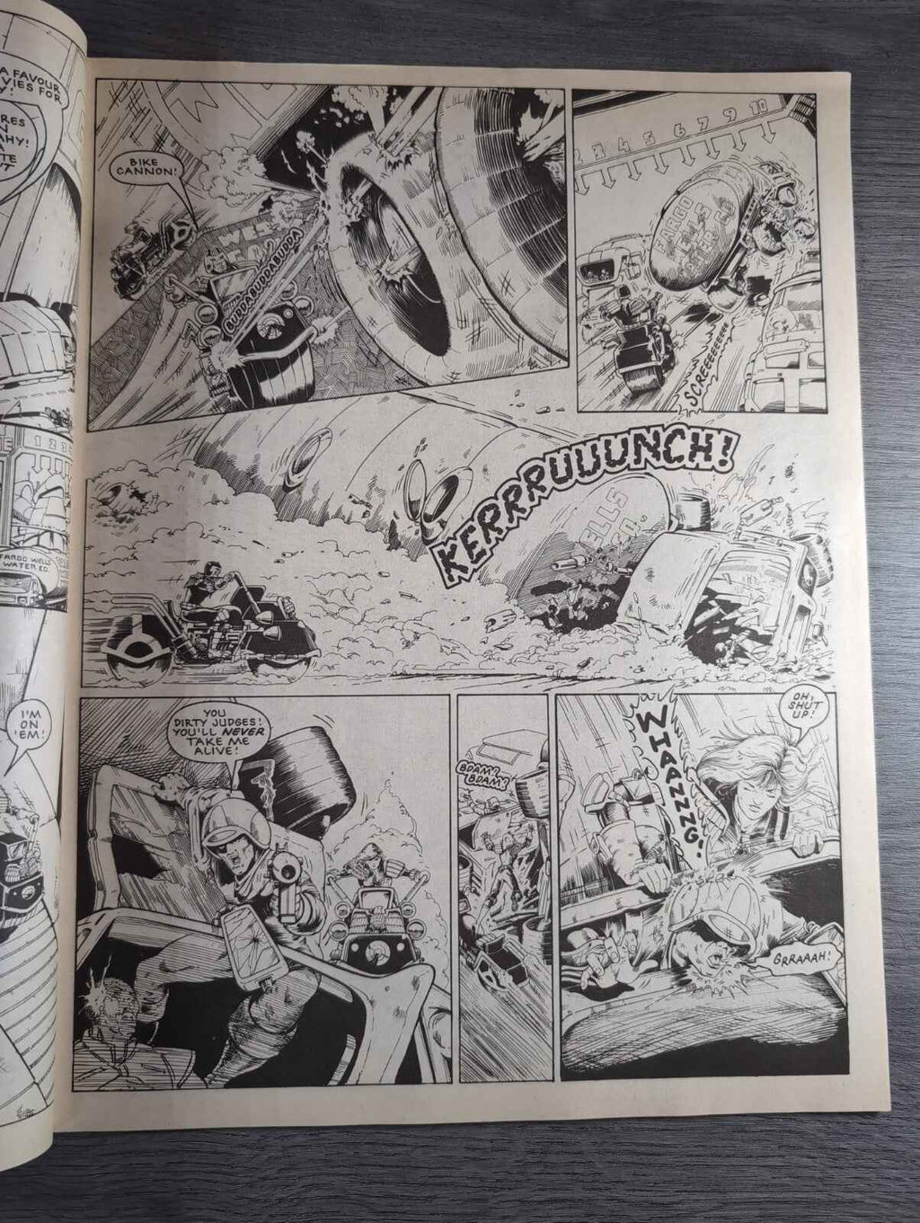 2000AD Prog 520 Featuring Judge Dread Comic 2nd May 1987 Vintage Retro Comic
