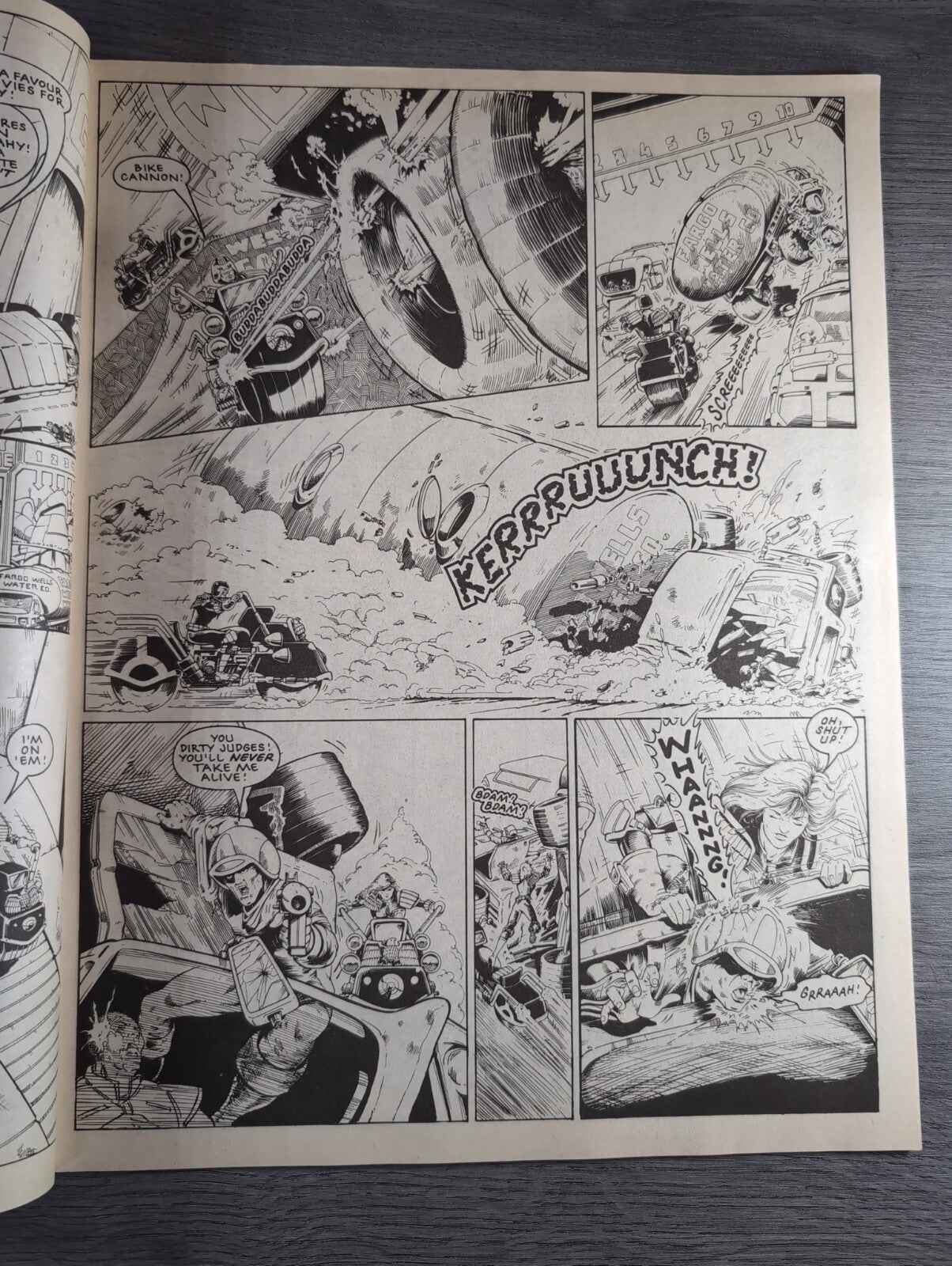 2000AD Prog 520 Featuring Judge Dread Comic 2nd May 1987 Vintage Retro Comic