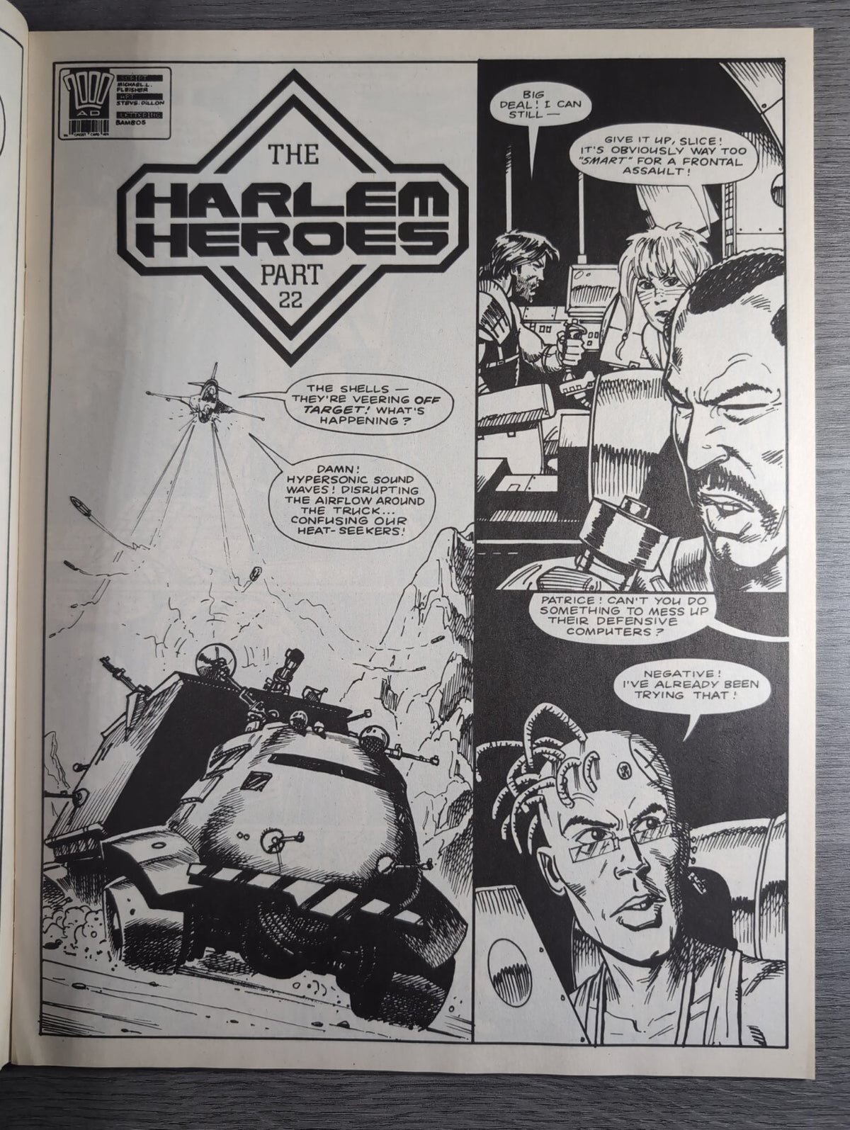 2000AD Prog 698 Featuring Judge Dredd Comic 29th Sept 1990 Vintage Retro Comic