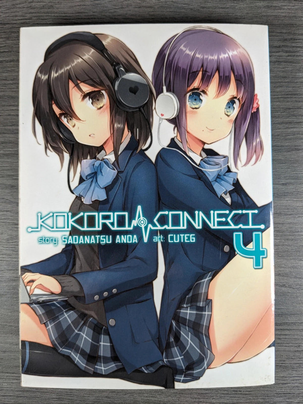 Kokoro Connect Vol. 4 by Anda Sadanatsu Manga Paperback Book 2015