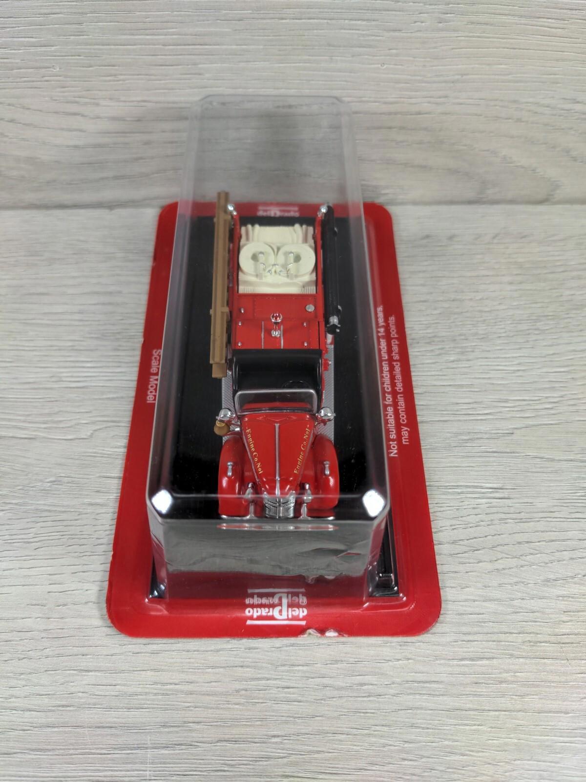 Del Prado Fire Engines of the World 1:64 1948 - Mack Pumper Diecast Model