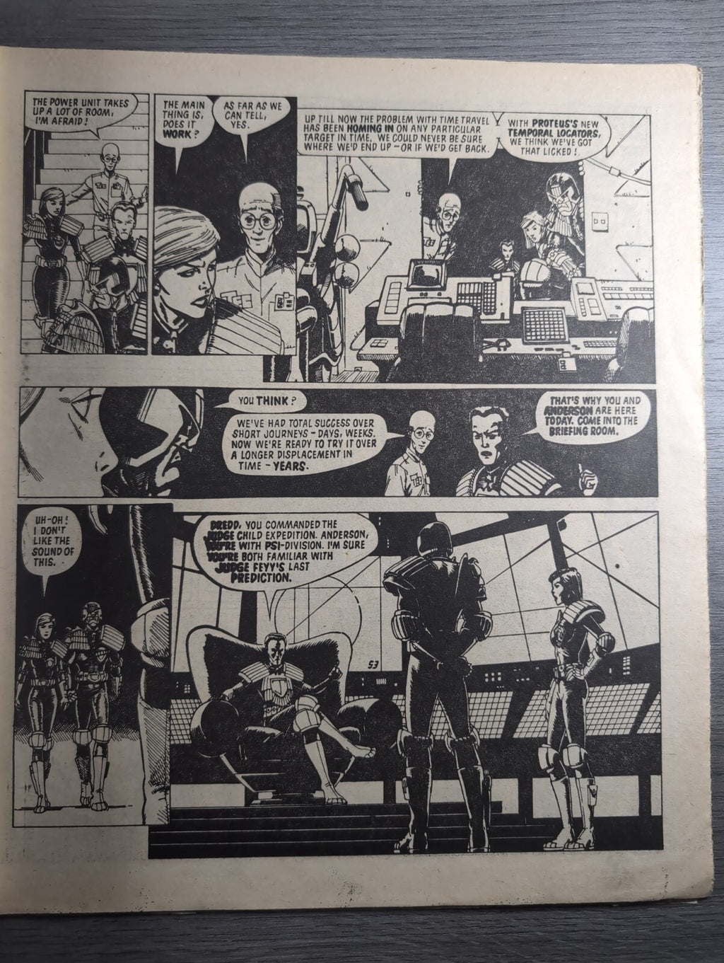 2000AD Prog 393 Featuring Judge Dredd Comic 24th Nov 1984 Vintage Retro Comic