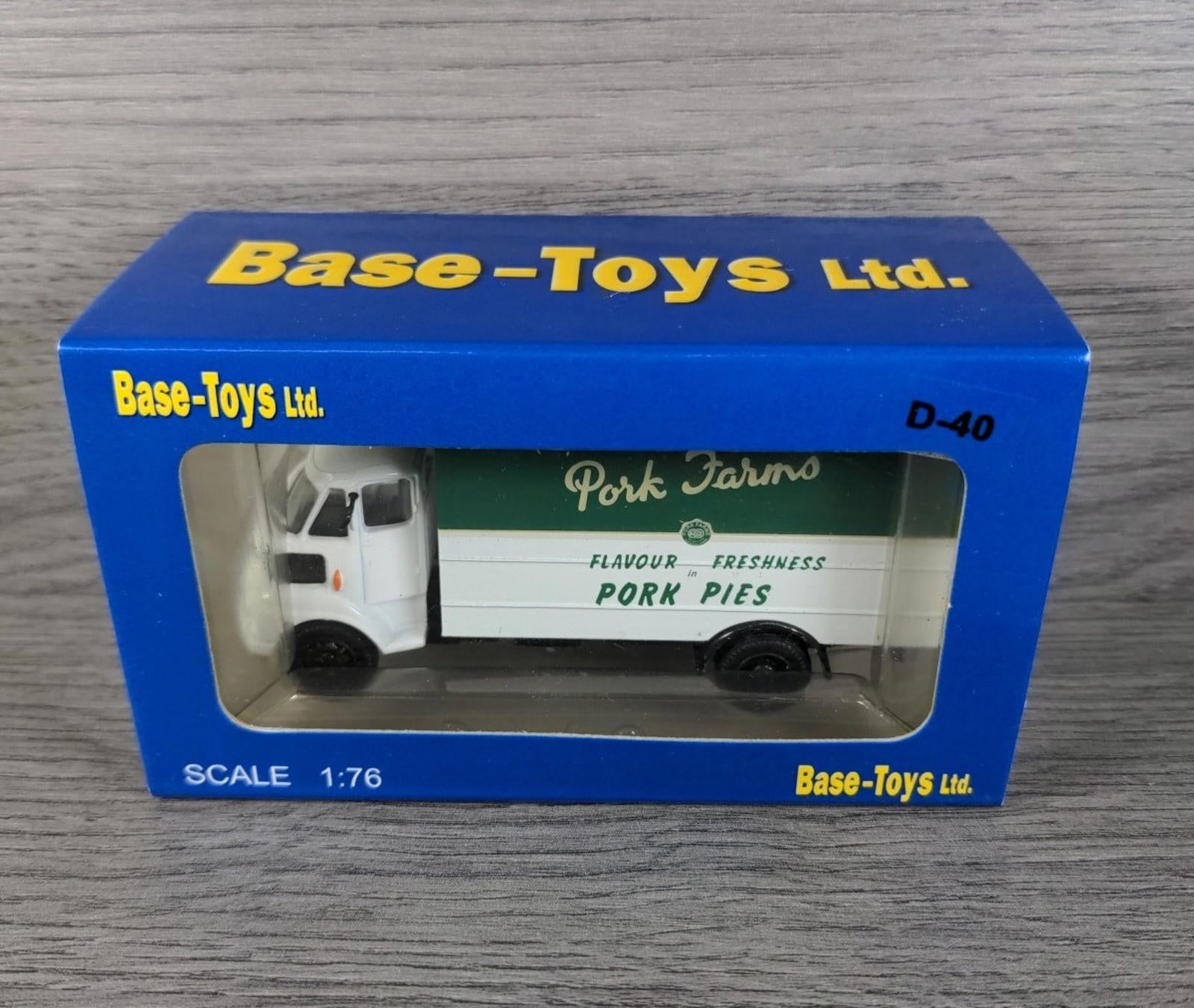 Base Toys Ltd D40 Leyland FG Van Pork Farms 1:76 Scale Die-Cast Model