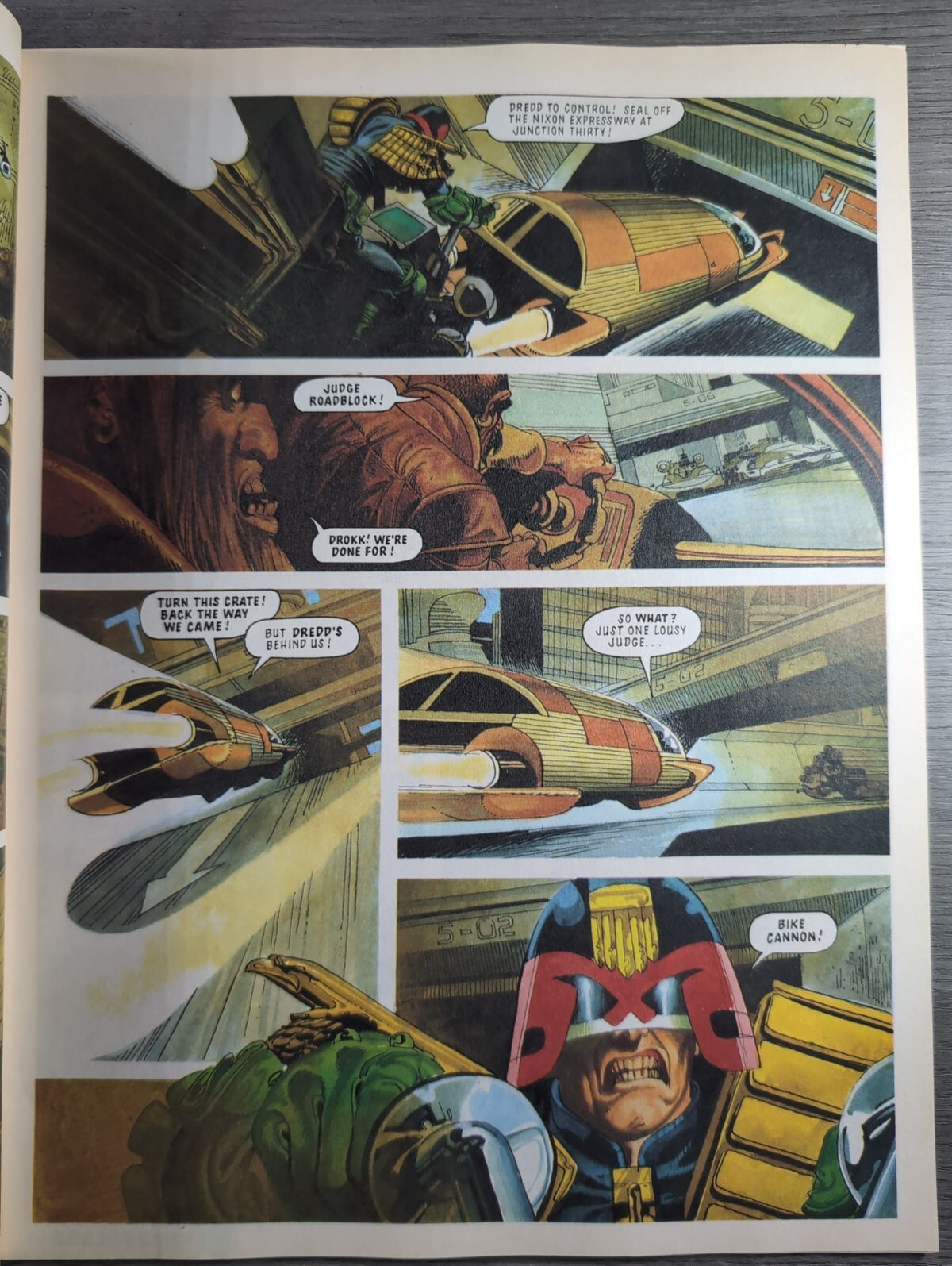 2000AD Prog 903 Featuring Judge Dredd Comic 2nd Sep 1994 Vintage Retro Comic