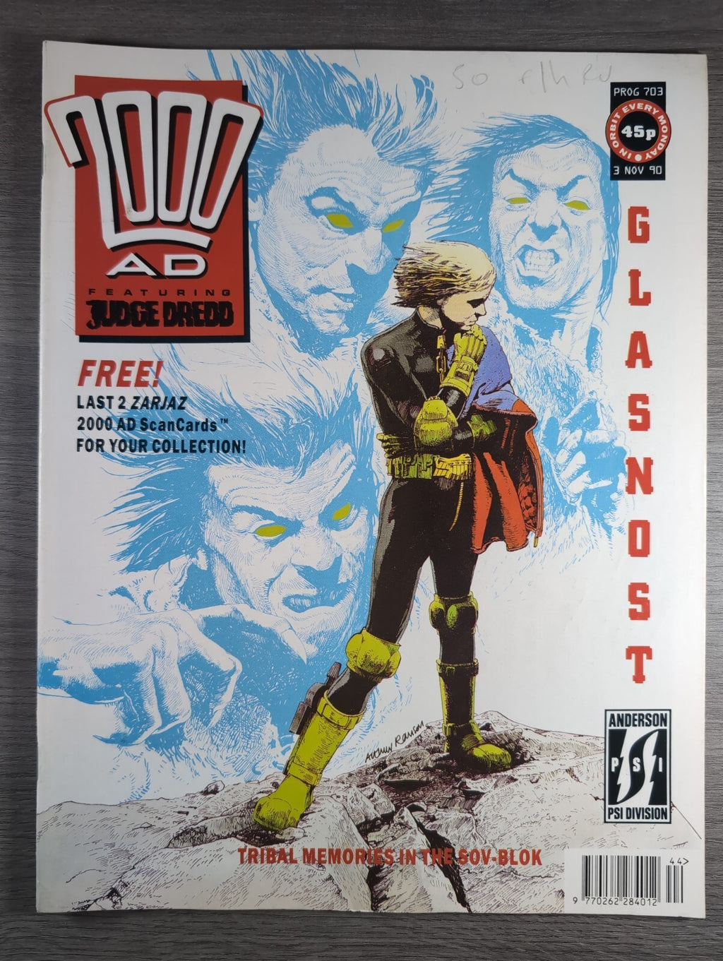 2000AD Prog 703 Featuring Judge Dredd Comic 3316 1990 Vintage Retro Comic