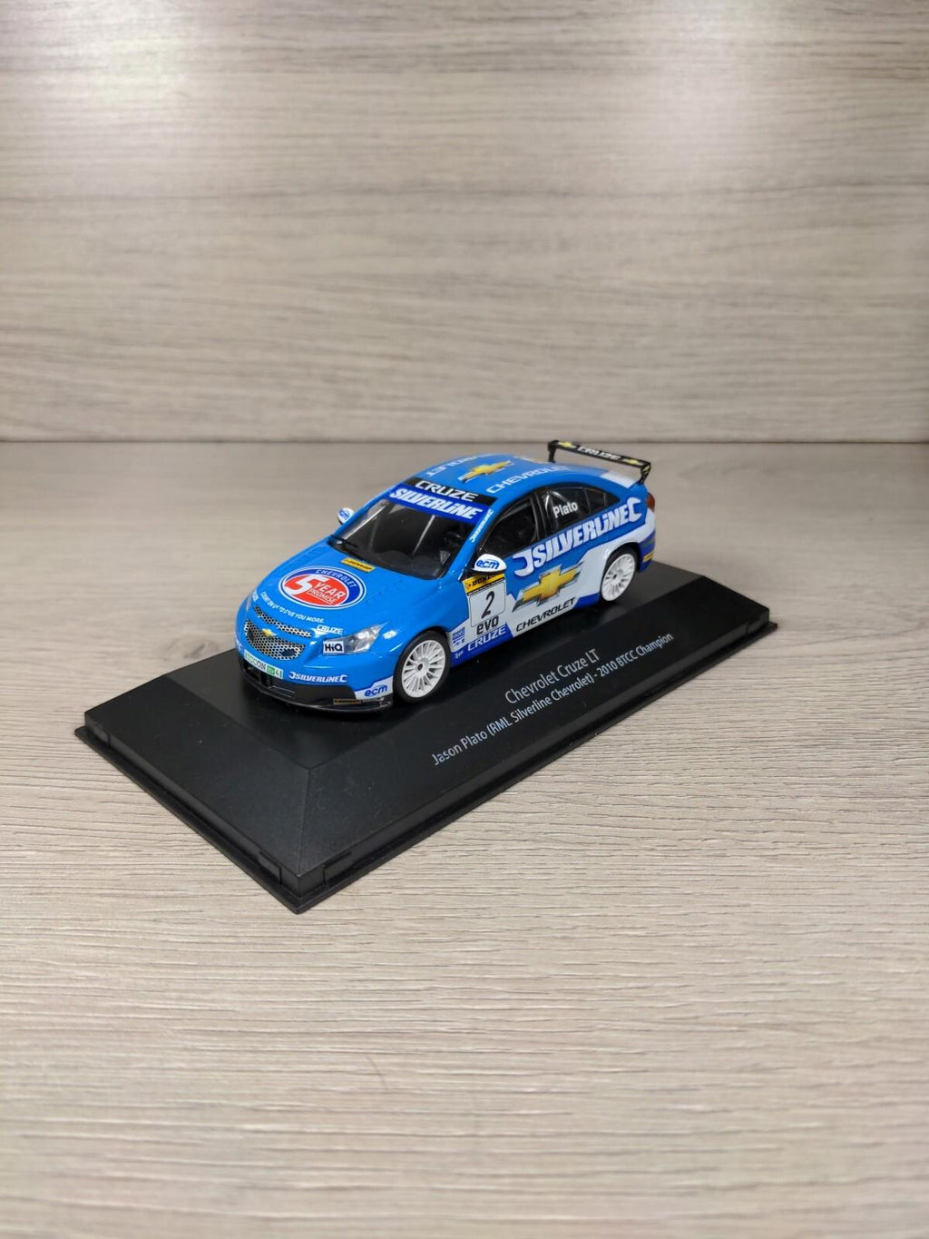 Atlas Editions British Touring Cars Championship Chevrolet Cruze 1:43 Scale Car