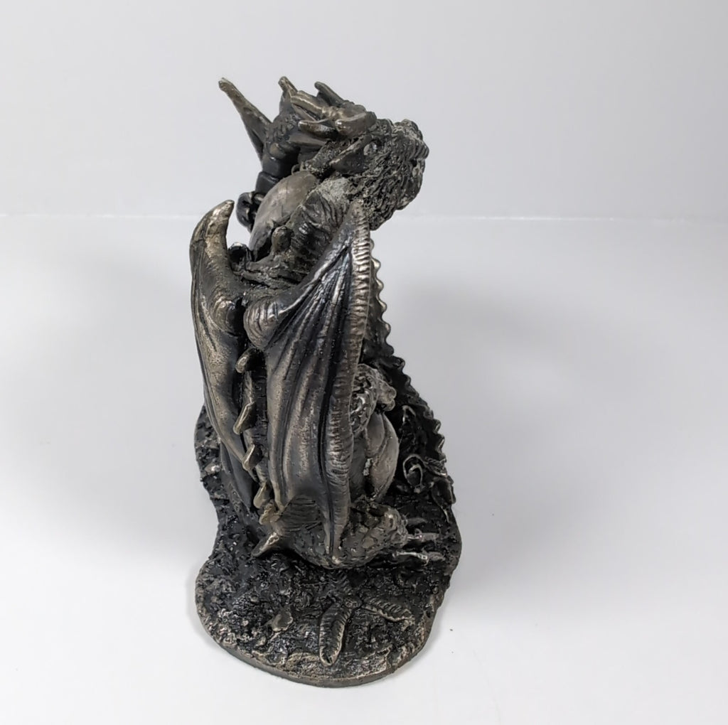 Myth & Magic Romancing The Dragon 3846 The Tudor Mint Pewter Metal Figure