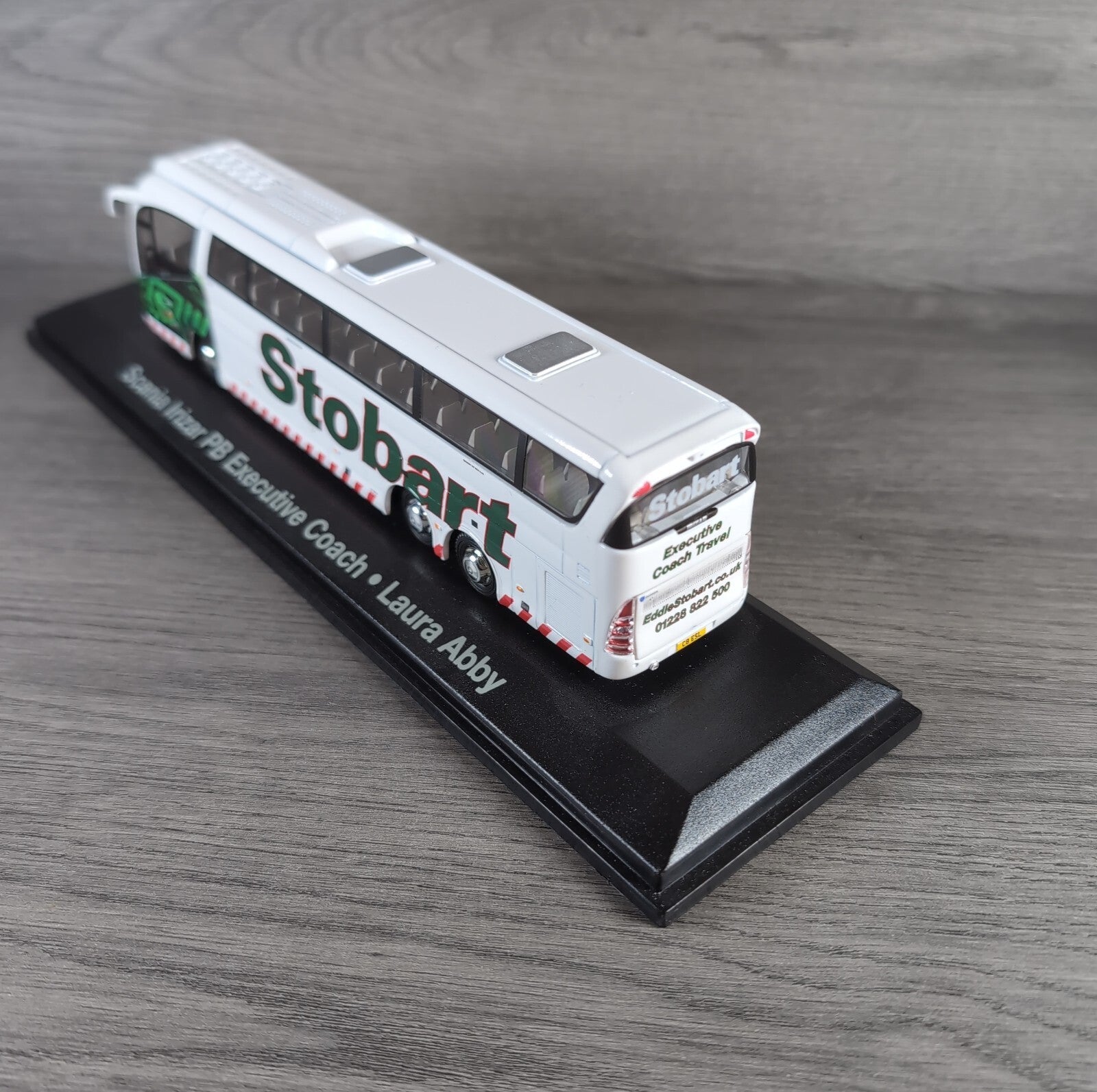 Atlas Editions Eddie Stobart Scania Irizar PB Executive Coach Laura Abby