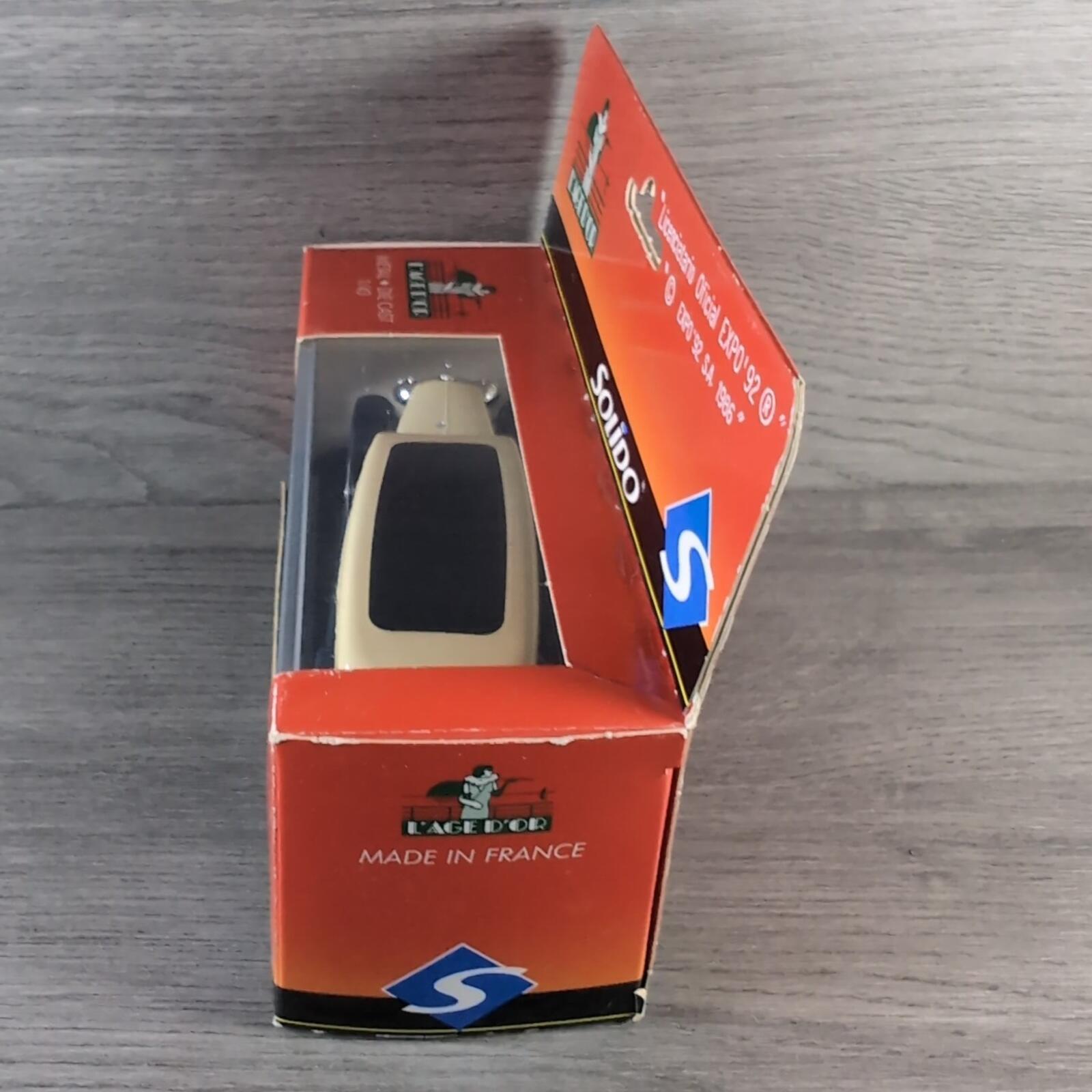 Solido Cadillac Van 1:43 Scale Diecast Model Van