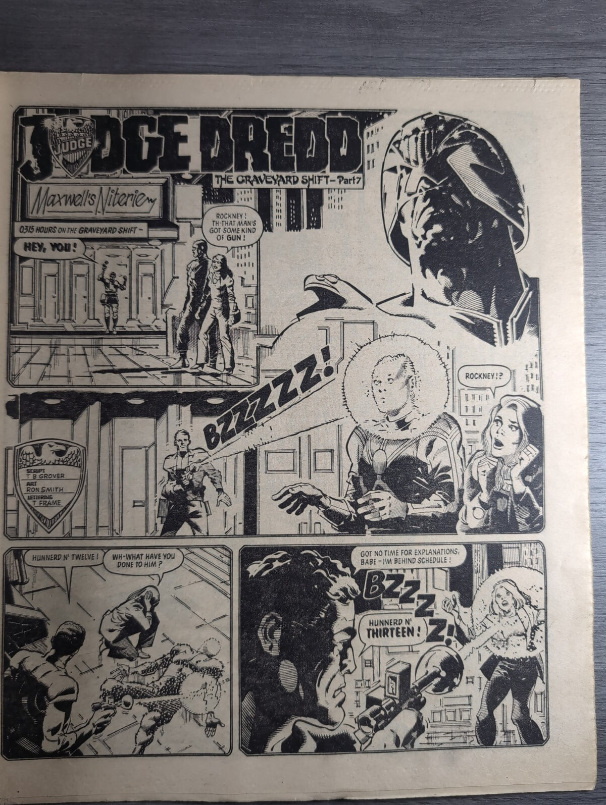 2000AD Prog 341 Featuring Judge Dredd Comic 5th Nov 1983 Vintage Retro Comic