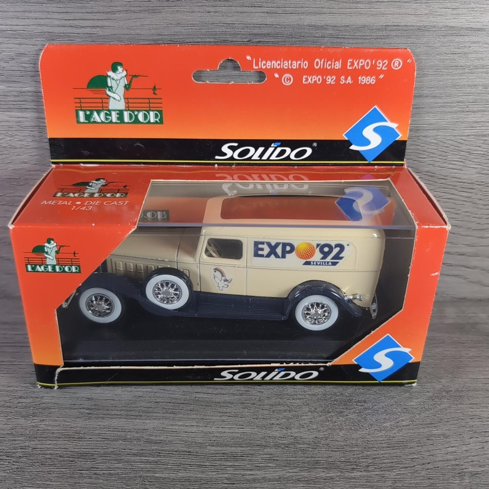 Solido Cadillac Van 1:43 Scale Diecast Model Van