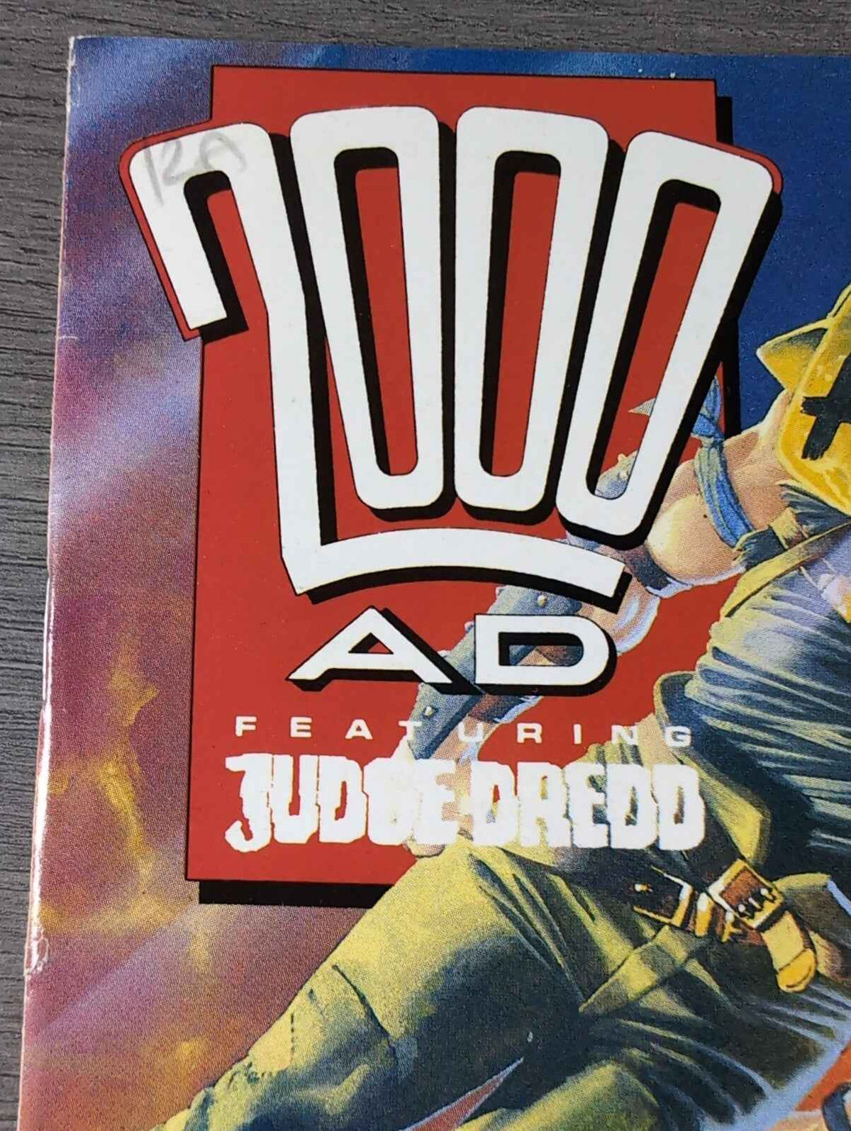 2000AD Prog 671 Featuring Judge Dredd Comic 24th March 1990 Vintage Retro Comic