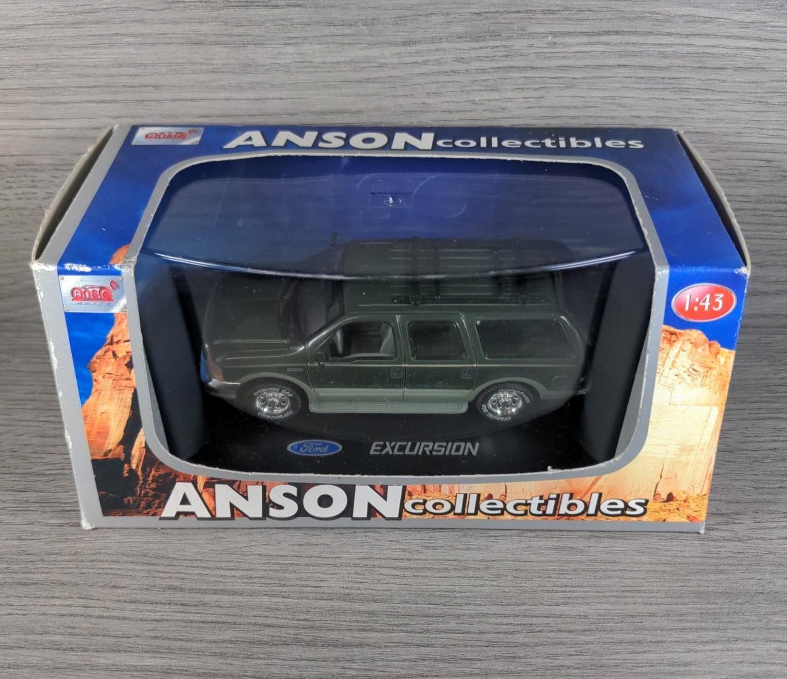 Anson Ford Excursion Green 4x4 1:43 Scale Diecast Model
