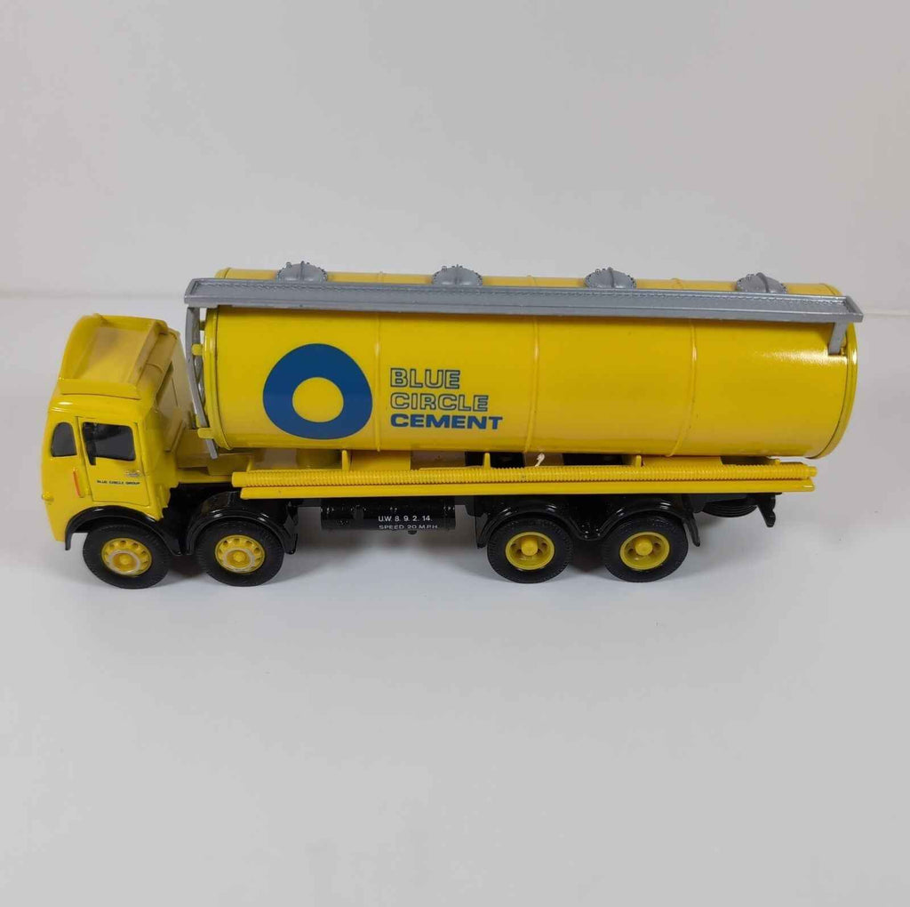Corgi Classic Road Transport 97930 ERF Tanker Blue Circle Die-Cast Model