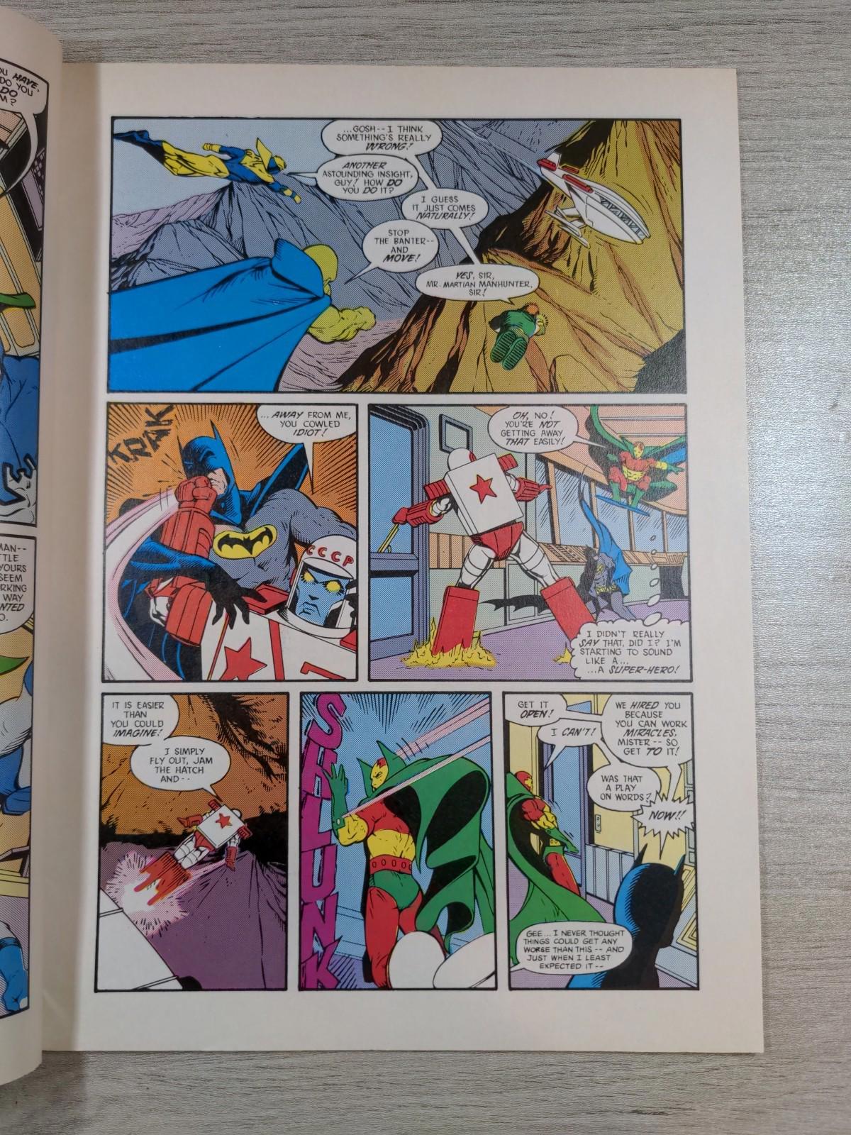 DC Comics Superman With Justice League Issue No #35 1990 Vintage Comic