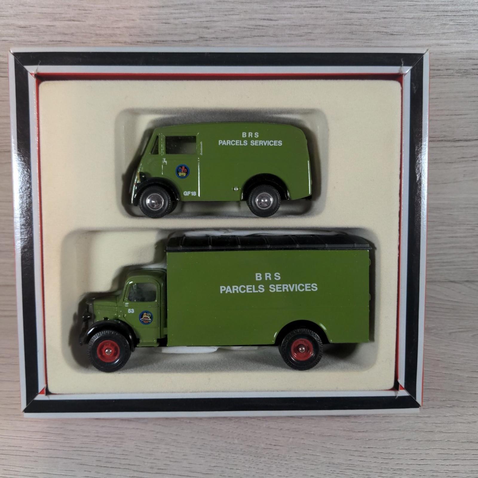 Corgi 97200 British Road Services Morris J Van Bedford Box Van Die-Cast Models