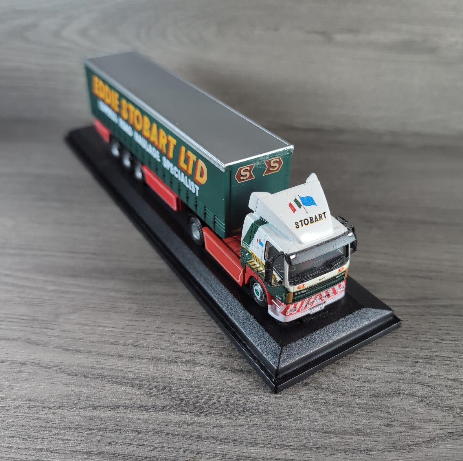 Atlas Editions Eddie Stobart Leyland DAF FT85CF Curtainside Davena H345 1:76
