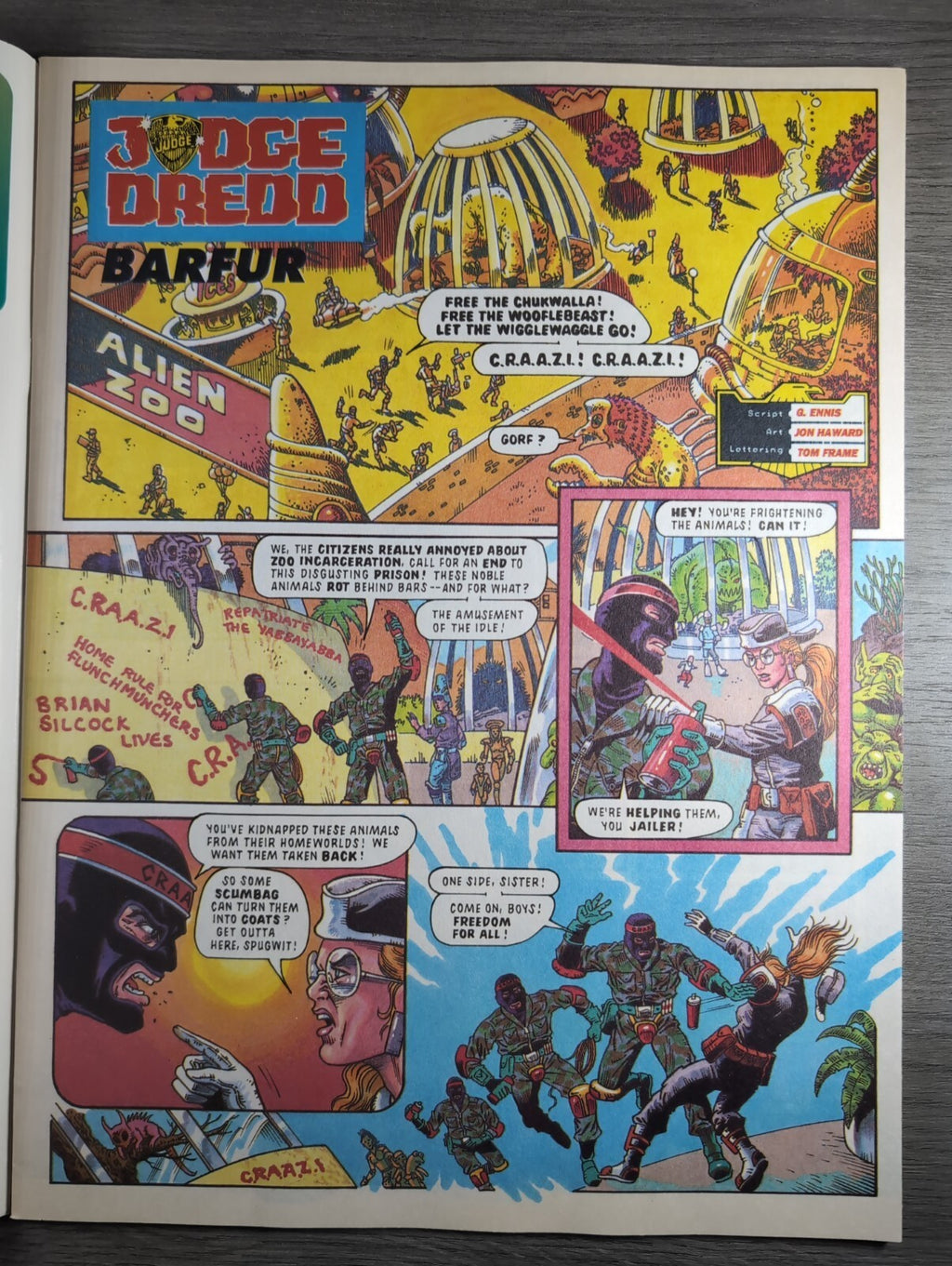 2000AD Prog 827 Featuring Judge Dredd Comic 20th March 1993 Vintage Retro Comic