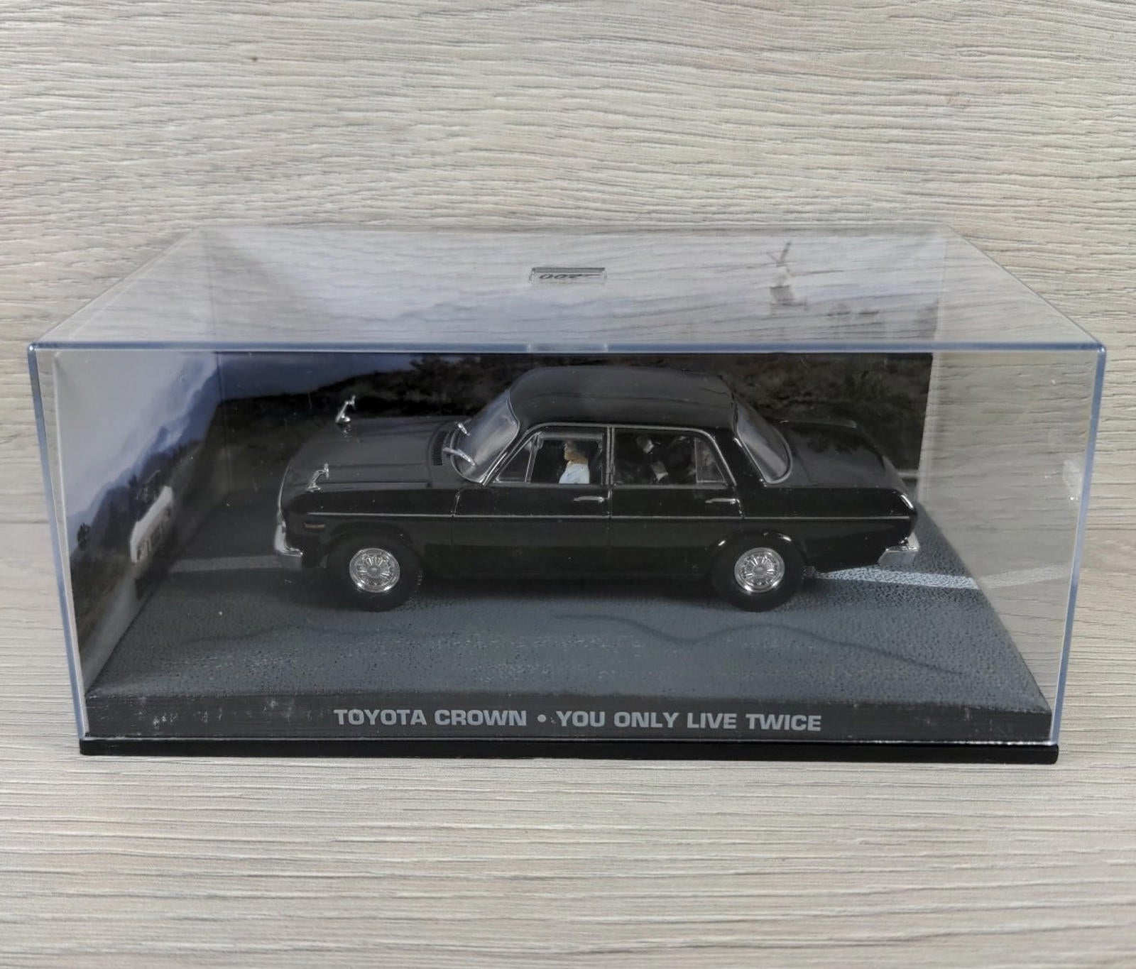 Eaglemoss James Bond 007 Toyota Crown Diecast Car 1:43 Scale You Only Live Twice