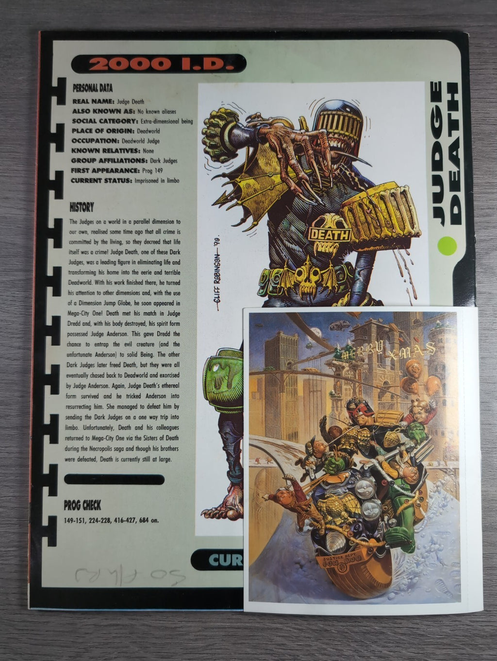 2000AD Prog 701 Featuring Judge Dredd Comic 20th Oct 1990  Vintage Retro Comic