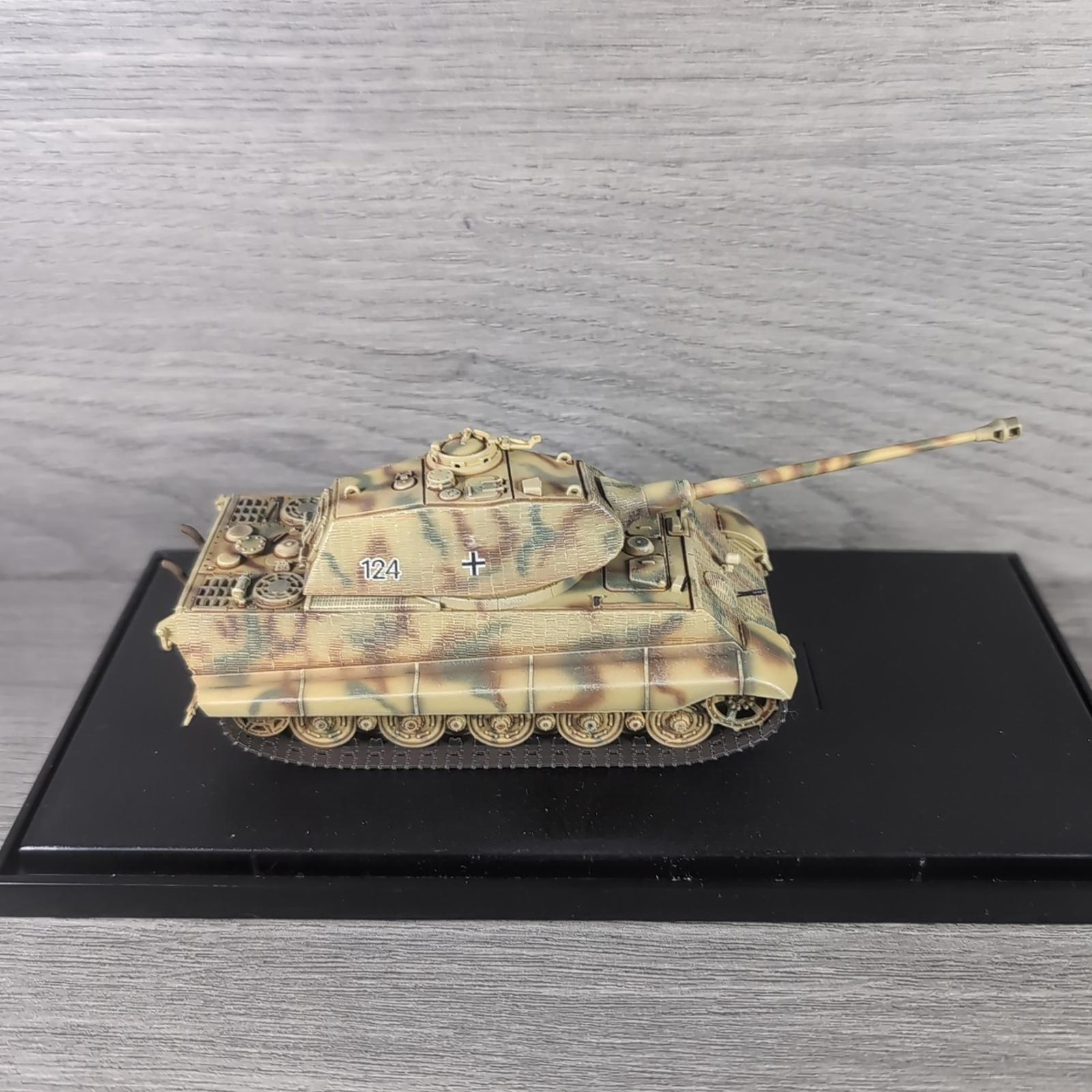 Dragon Armor Kingtiger Posrche Turrer w/Zimmerit sPzABT 501  1:72 Scale Model