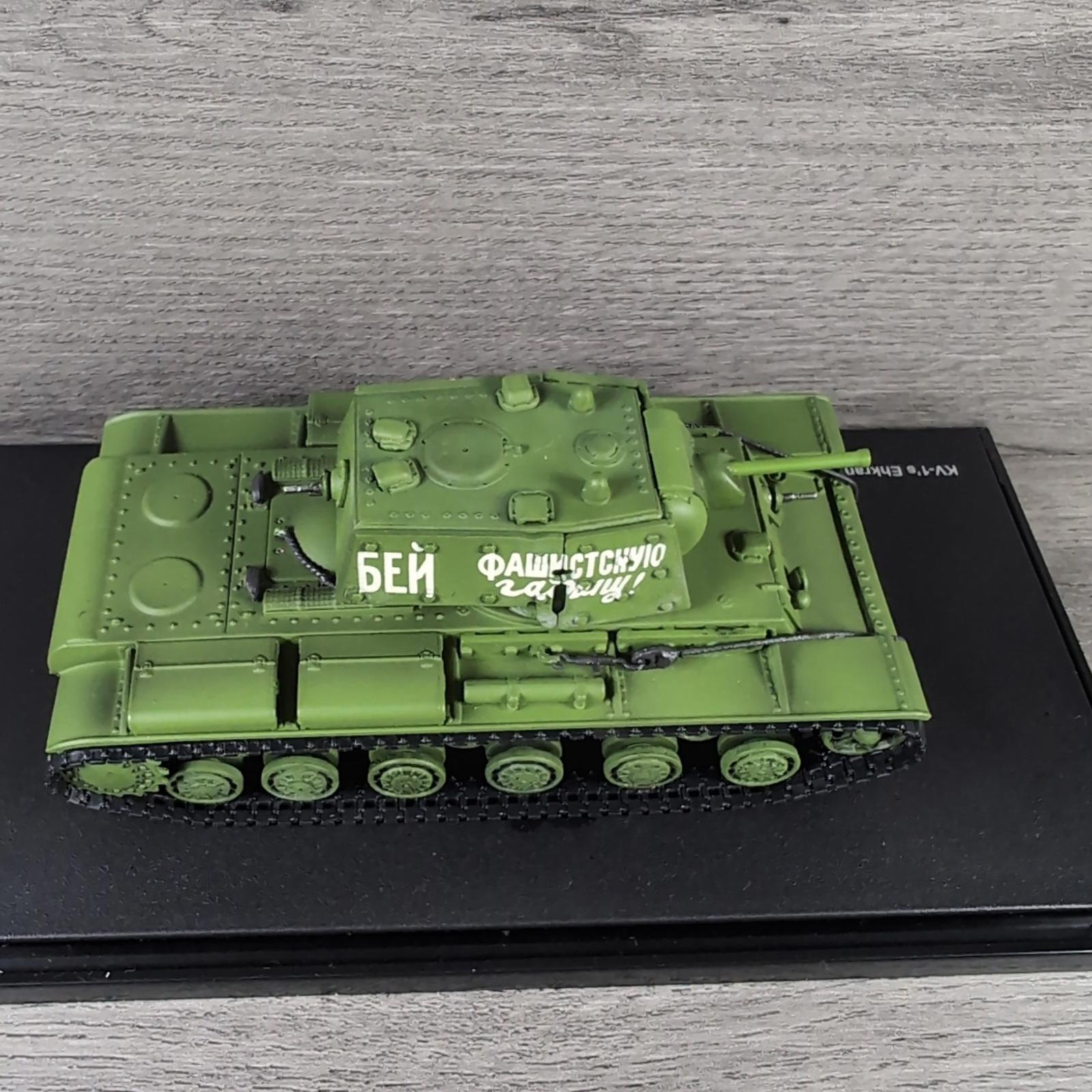 Hobby Master Russia's KV Heavy Tank 1:72 Scale Die-Cast Model HG3001