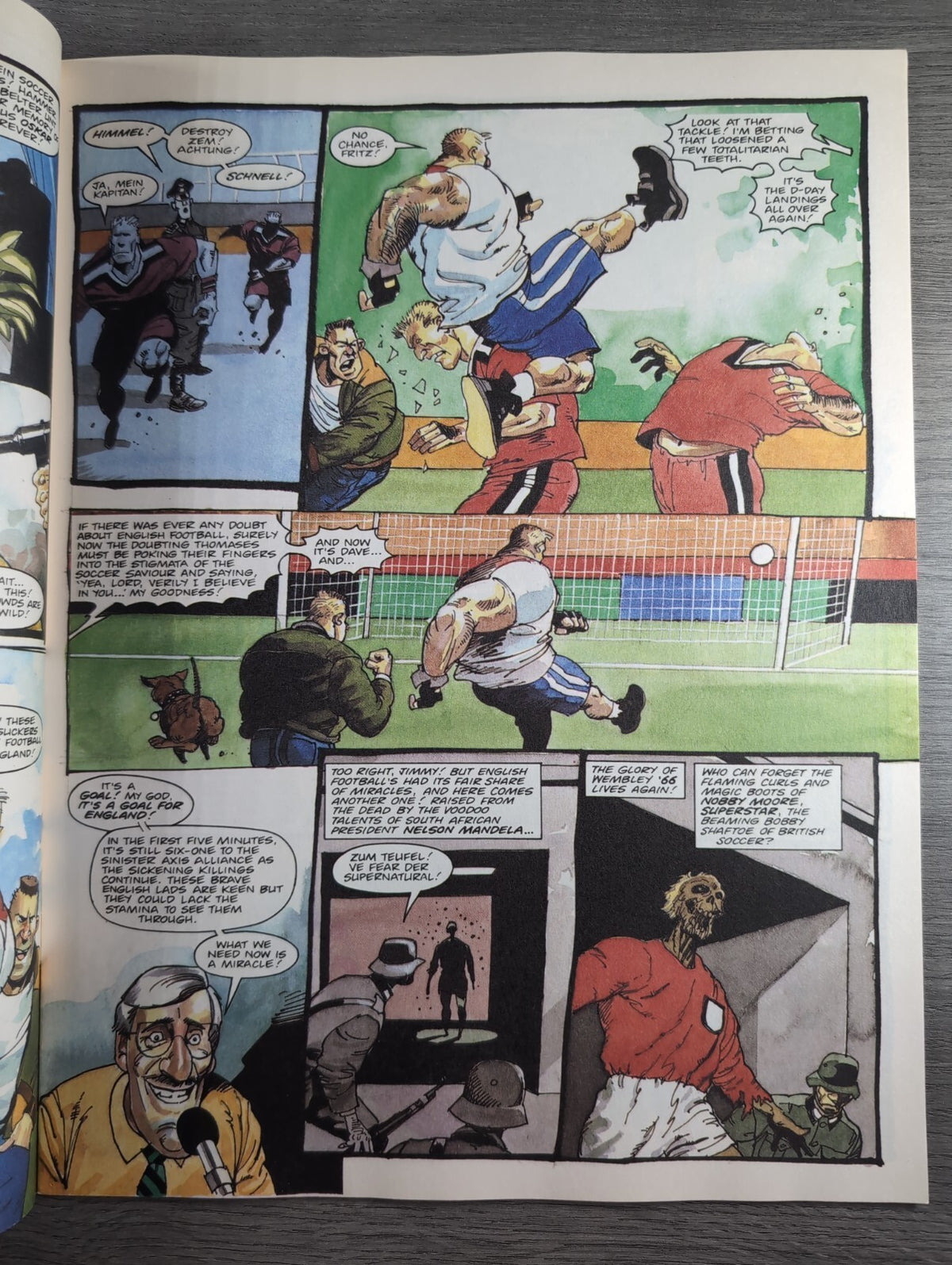 2000AD Prog 906 Featuring Judge Dredd Comic 23rd Sept 1994 Vintage Retro Comic