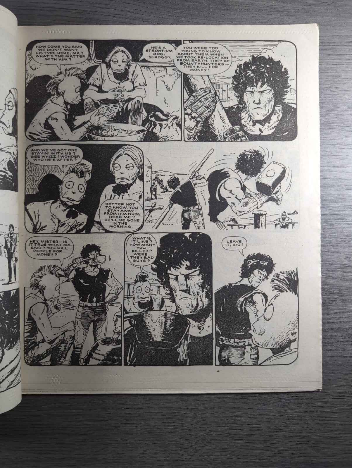 2000AD Prog 490 Featuring Judge Dread Comic 4th Oct 1986 Vintage Retro Comic