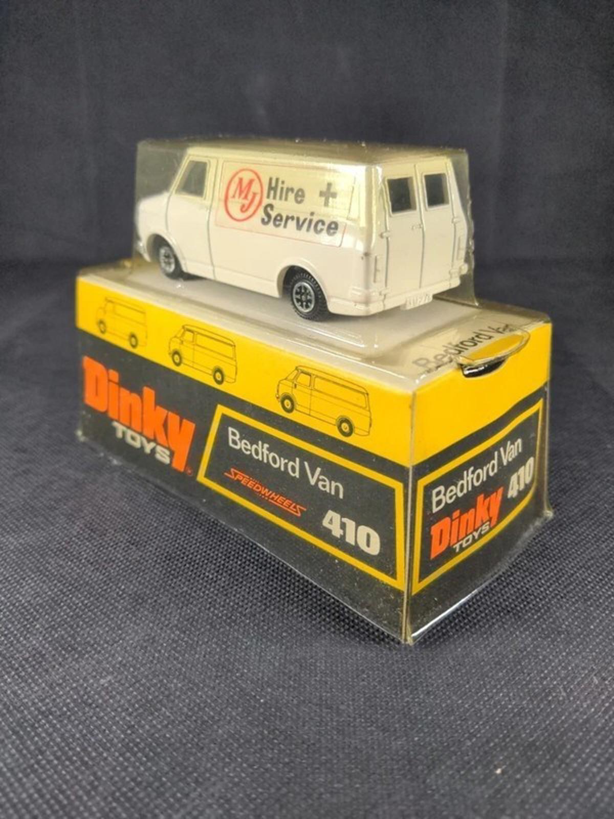 Dinkiy Toys Speedwheels 410 Diecast Model Bedford Van