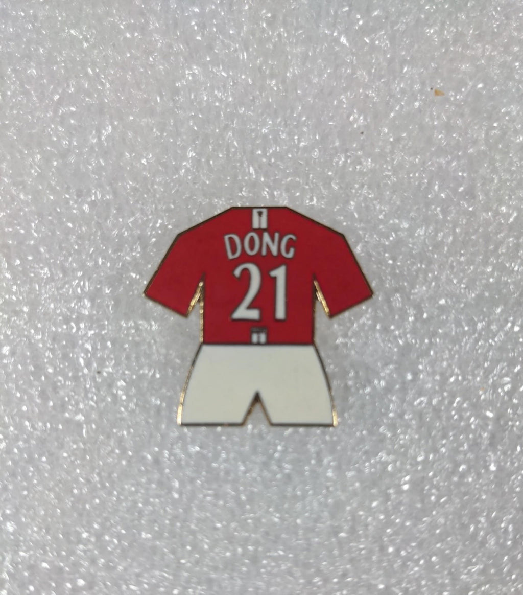 Manchester United Football Club Dong No21 Shirt Enamel Pin Badge - Retrorama UK