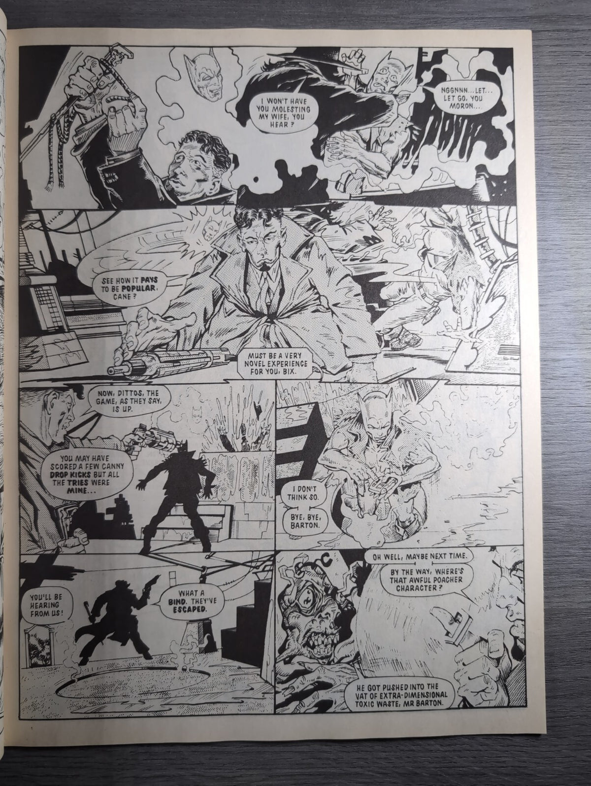 2000AD Prog 668 Featuring Judge Dread Comic 3rd March 1990 Vintage Retro Comic - Retrorama UK